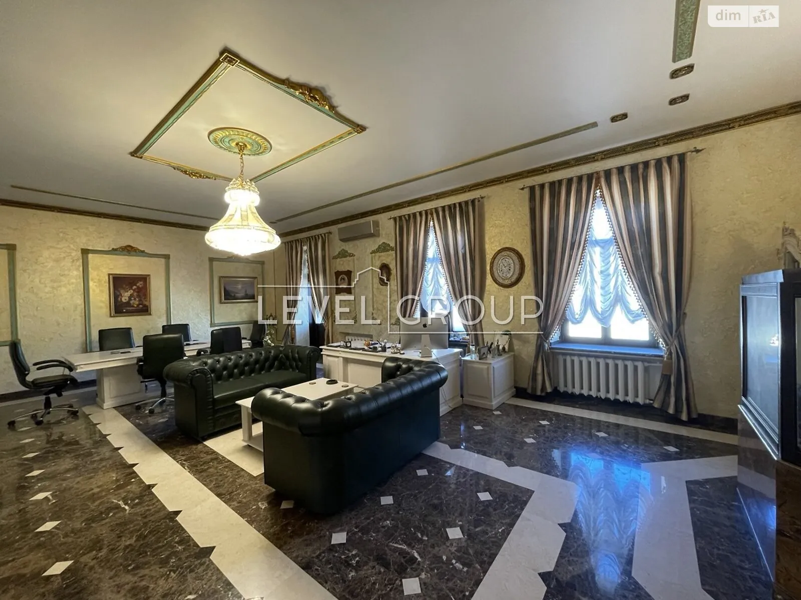 Продается 4-комнатная квартира 200 кв. м в Киеве, ул. Гетмана Павла Скоропадского(Льва Толстого), 13 - фото 1