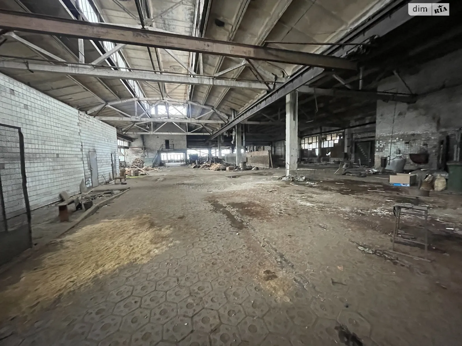Продается помещения свободного назначения 6316.3 кв. м в 1-этажном здании, цена: 631600 $ - фото 1