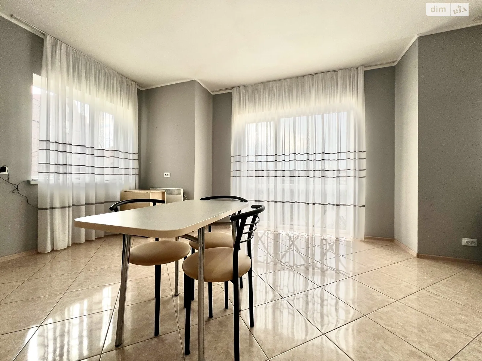 3-кімнатна квартира 84 кв. м у Тернополі, вул. Глибока - фото 1