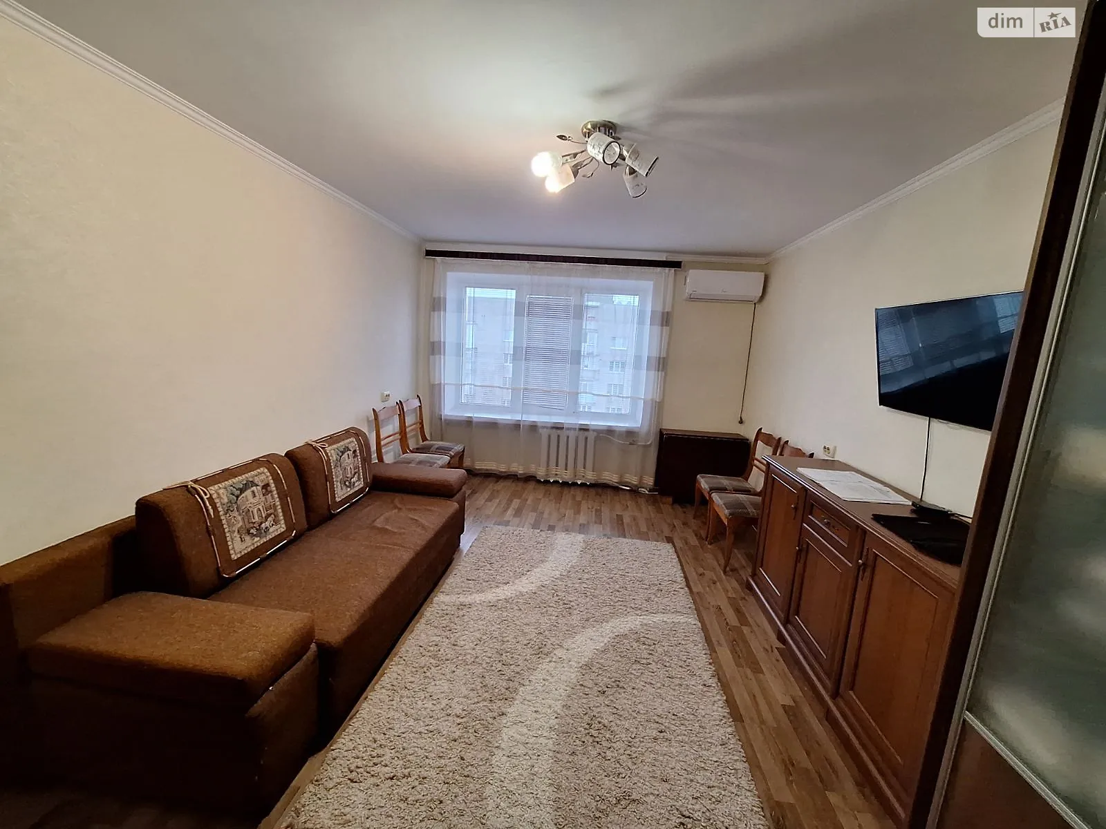 Продається 2-кімнатна квартира 52.8 кв. м у Чернівцях, вул. Героїв Майдану, 81 - фото 1