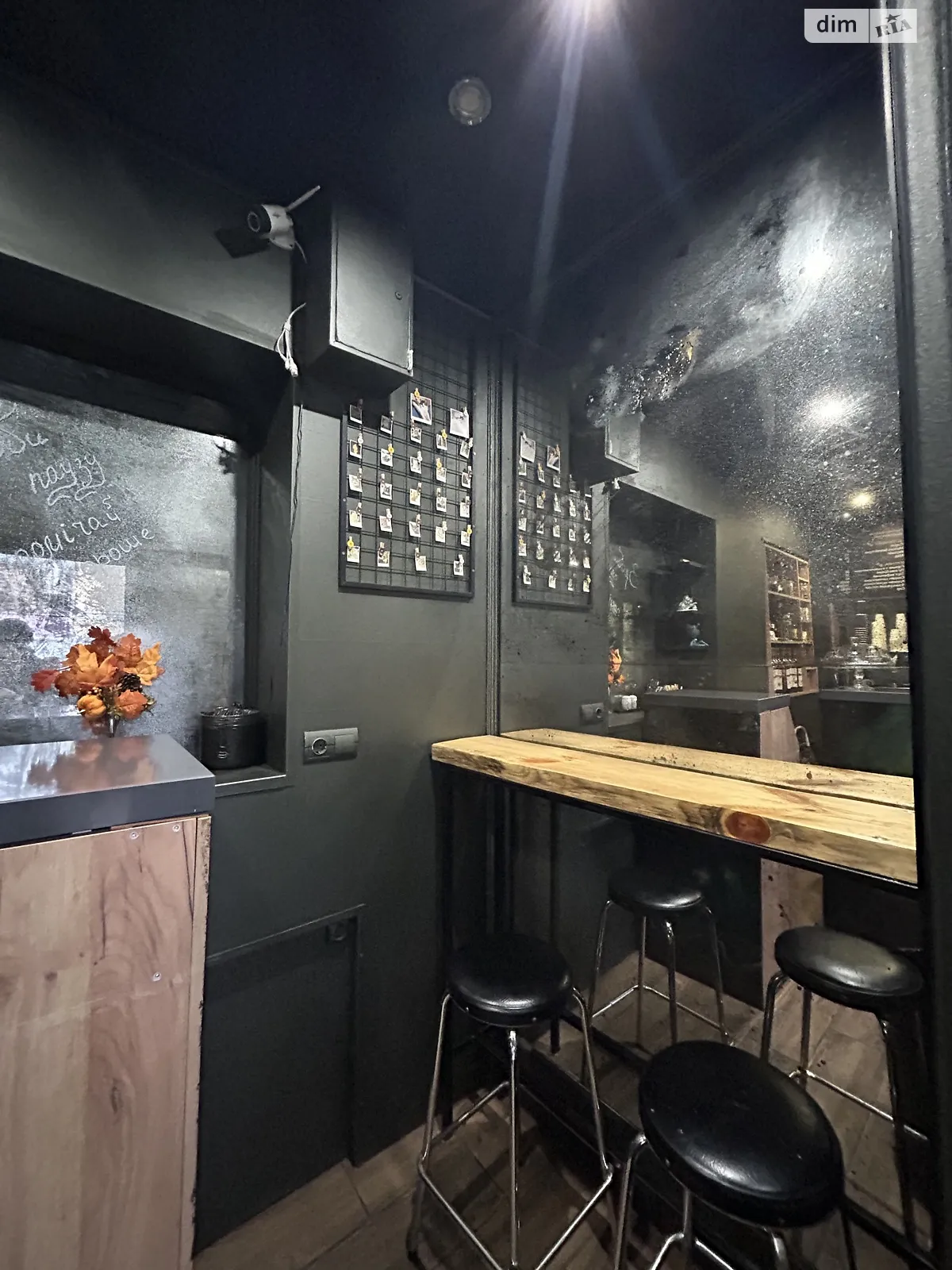 Сдается в аренду помещения свободного назначения 6 кв. м в 4-этажном здании, цена: 250 $ - фото 1