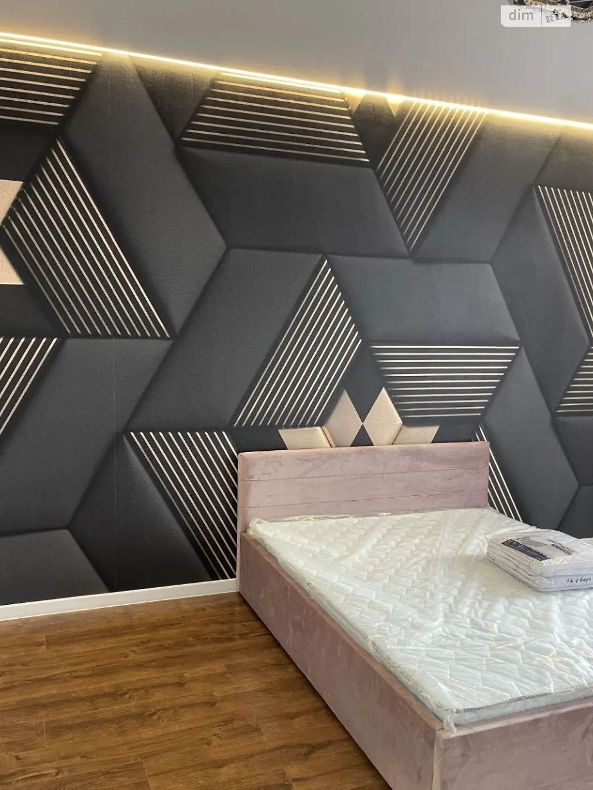 Сдается в аренду 1-комнатная квартира 56 кв. м в Одессе, цена: 13500 грн - фото 1