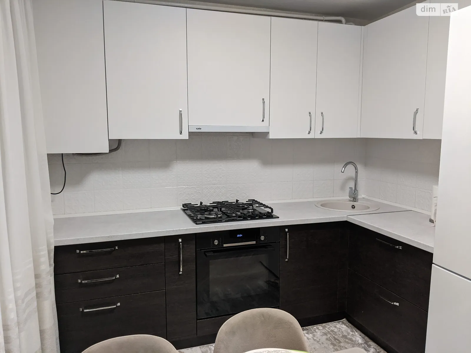 Продается 1-комнатная квартира 36.9 кв. м в Ровно, ул. Кулика и Гудачека(Макарова) - фото 1