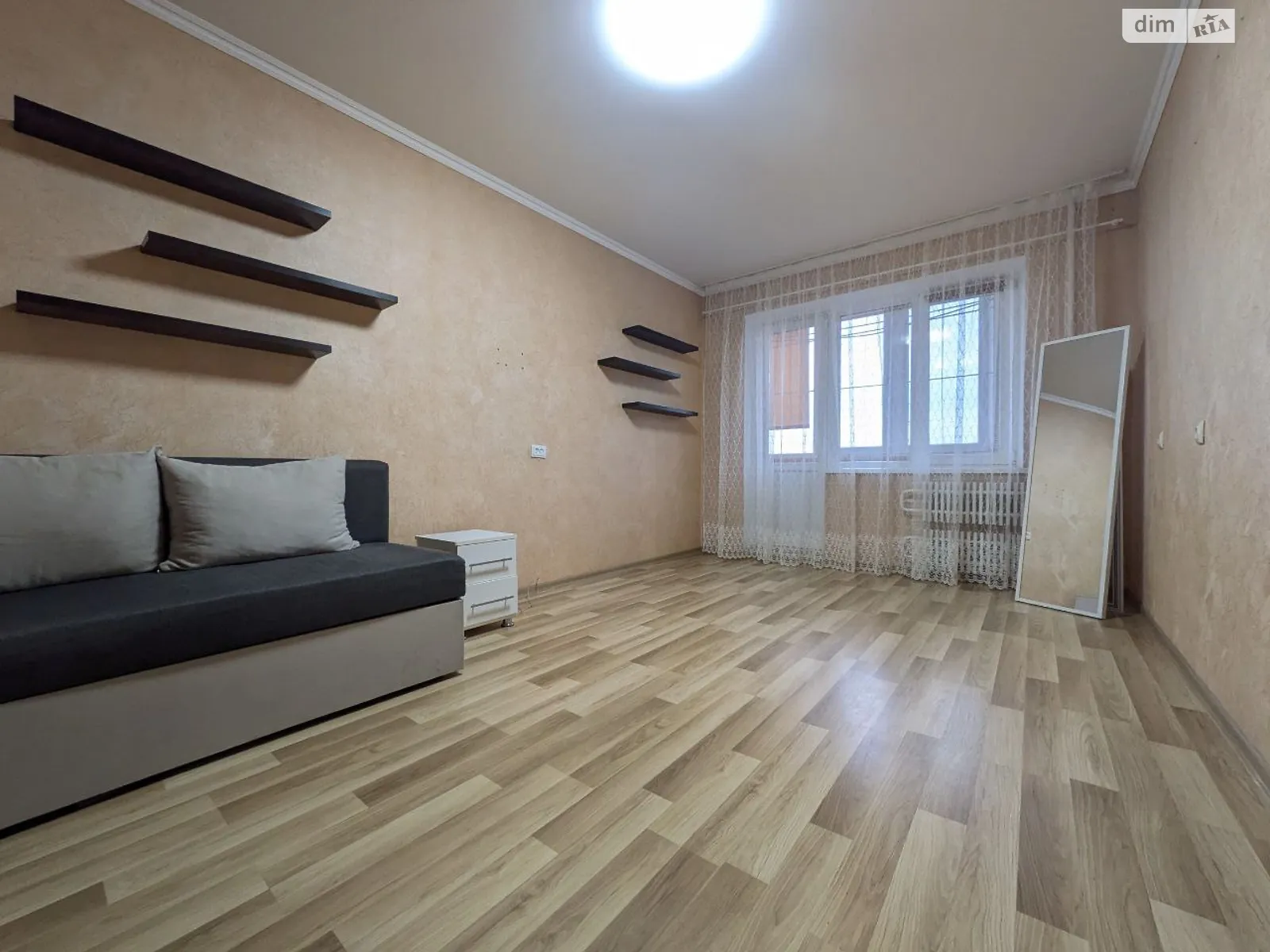 Сдается в аренду 1-комнатная квартира 34.7 кв. м в Ровно, ул. Кулика и Гудачека(Макарова) - фото 1