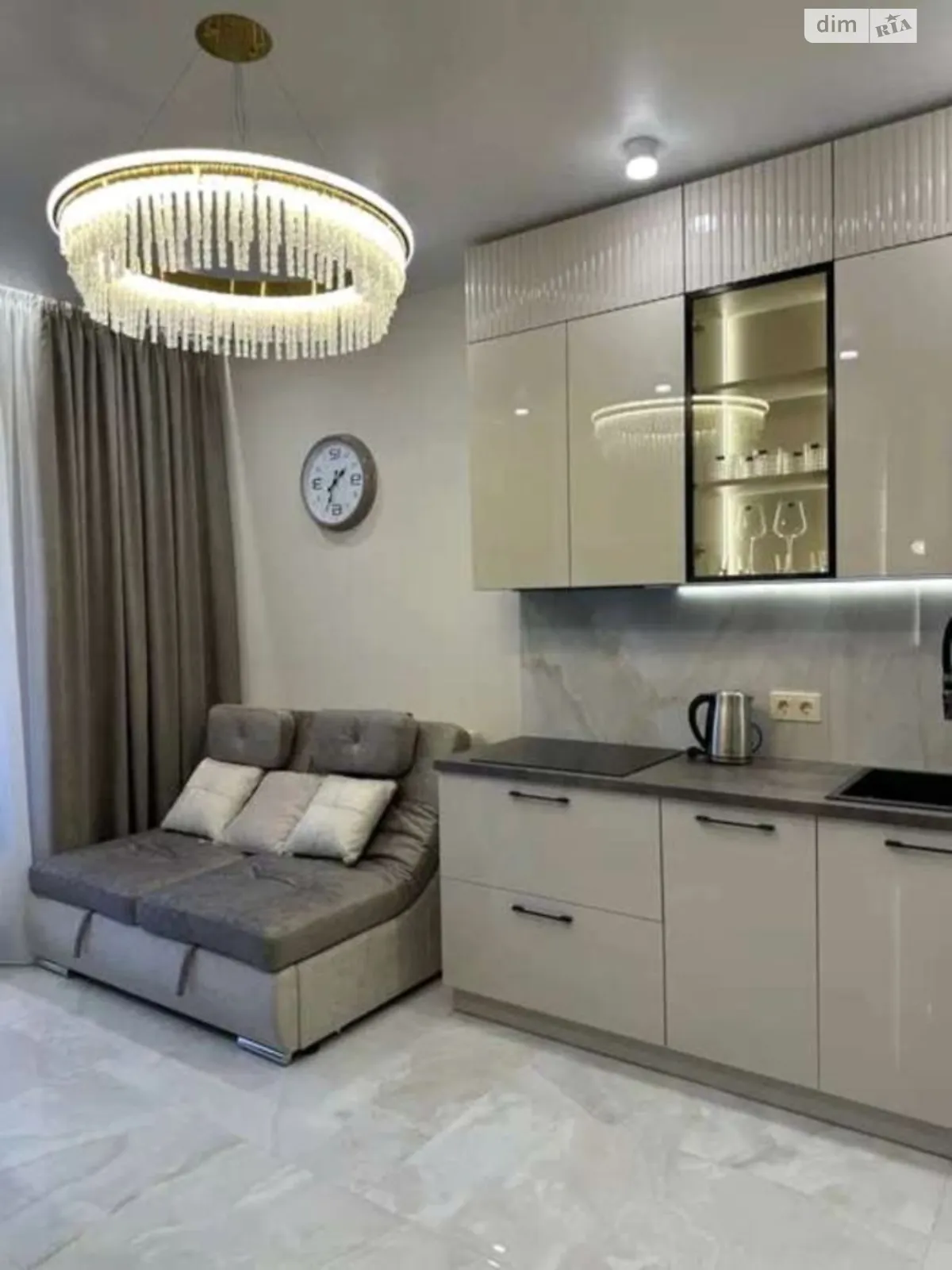 Сдается в аренду 1-комнатная квартира 45 кв. м в Одессе, цена: 17500 грн - фото 1