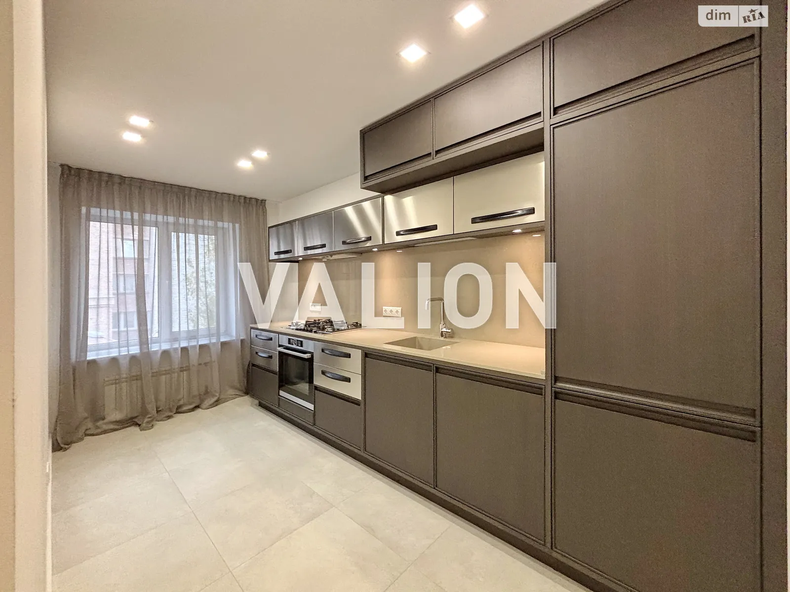 Продается 6-комнатная квартира 147 кв. м в Киеве, ул. Константиновская, 51 - фото 1