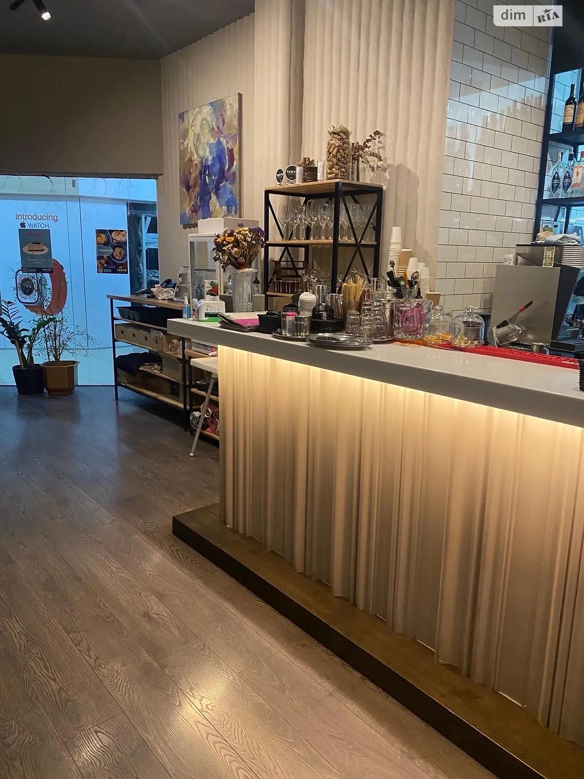 Продается объект сферы услуг 180 кв. м в 16-этажном здании, цена: 40000 $ - фото 1