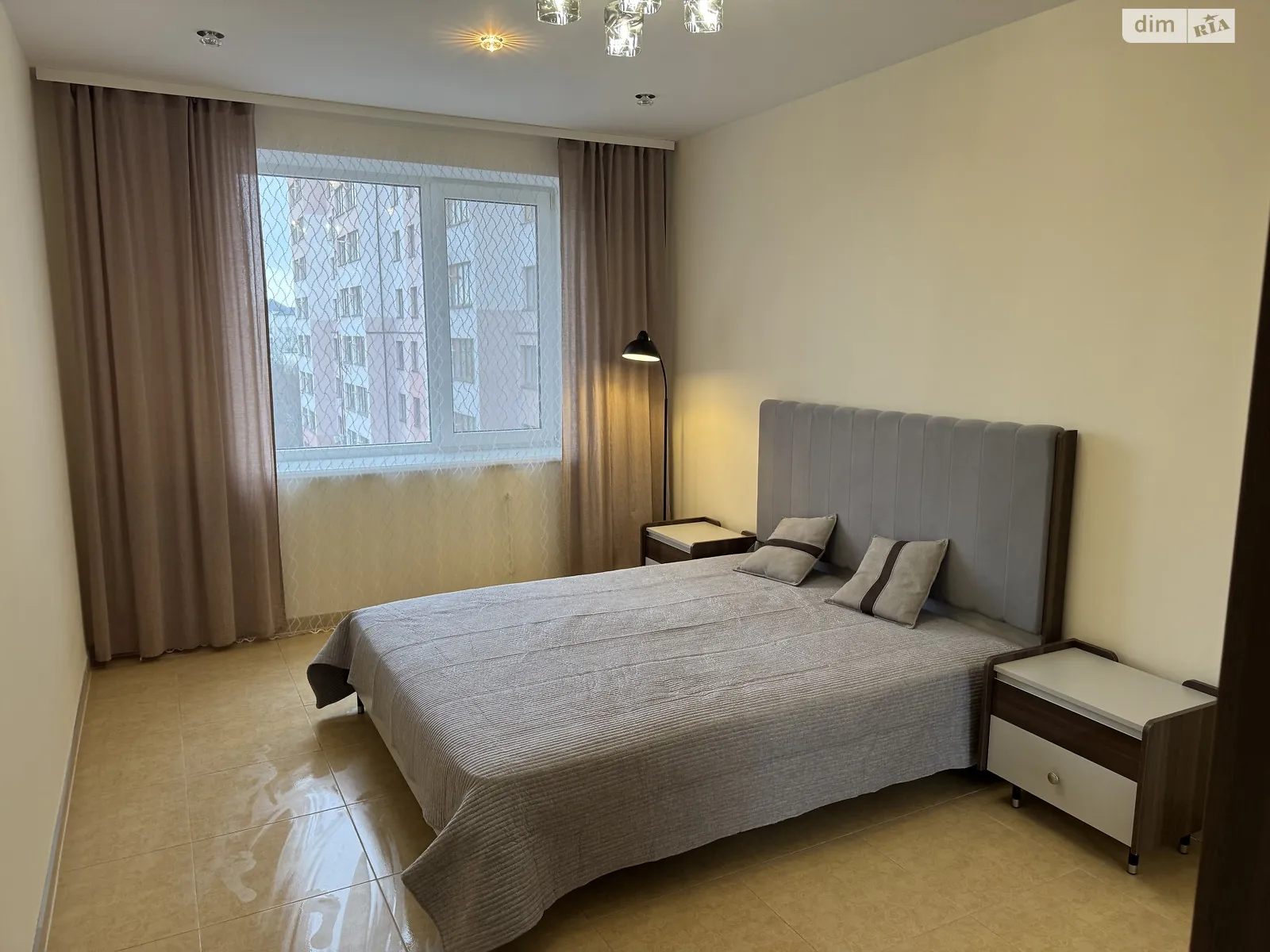 Сдается в аренду 2-комнатная квартира 60 кв. м в, цена: 450 $ - фото 1