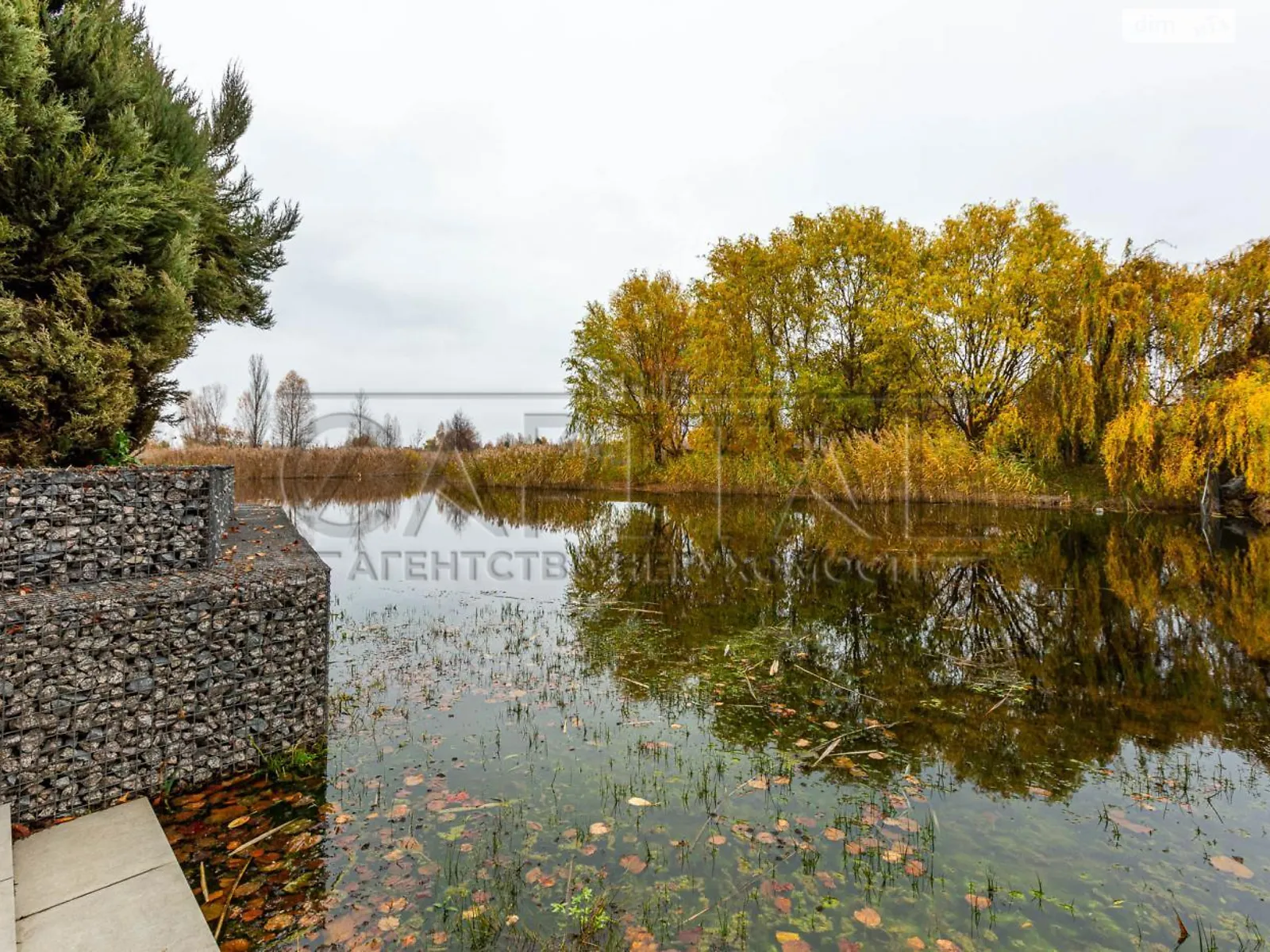 Сдается в аренду дом на 2 этажа 380 кв. м с подвалом, цена: 8000 $ - фото 1