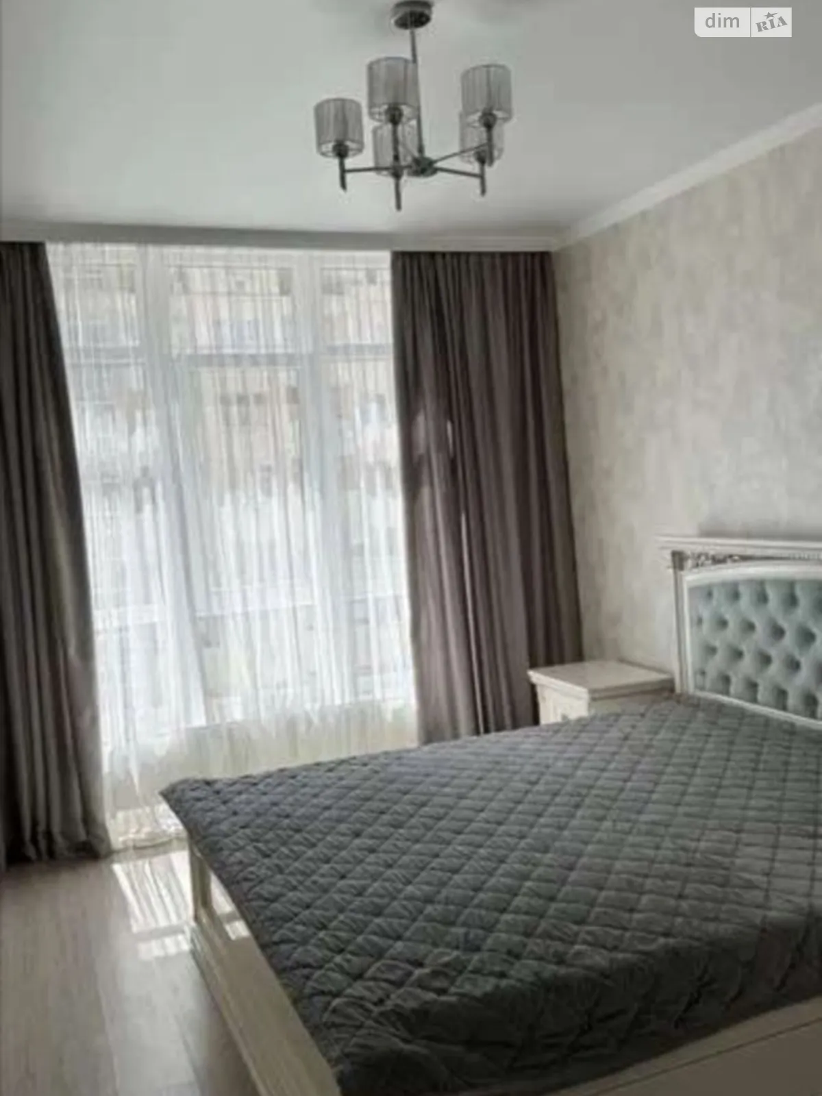 Сдается в аренду 1-комнатная квартира 43 кв. м в Одессе, ул. Виталия Нестеренко(Академика Воробьёва), 1Б - фото 1