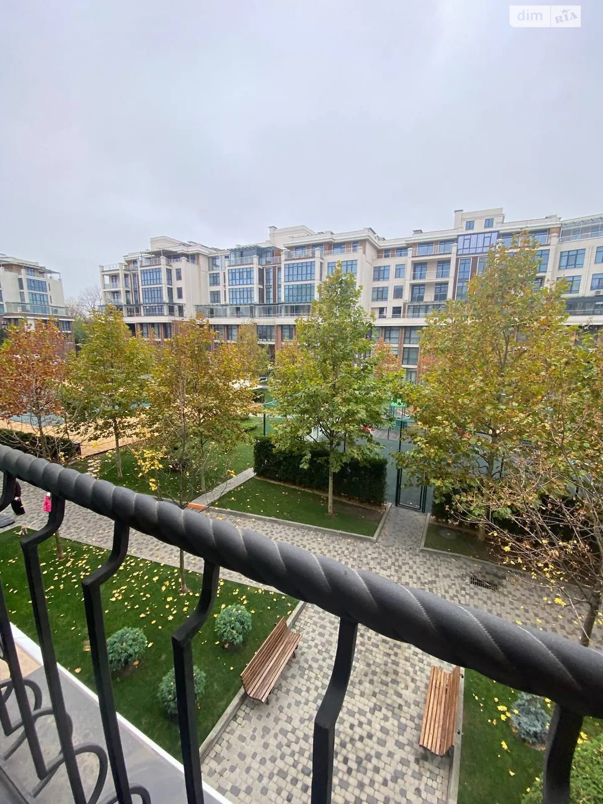 Продается 2-комнатная квартира 97 кв. м в Днепре, ул. Кулишивська, 20 - фото 1