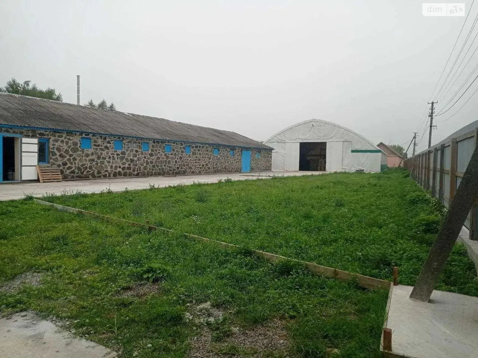 Продается помещения свободного назначения 1415 кв. м в 1-этажном здании, цена: 179000 $ - фото 1