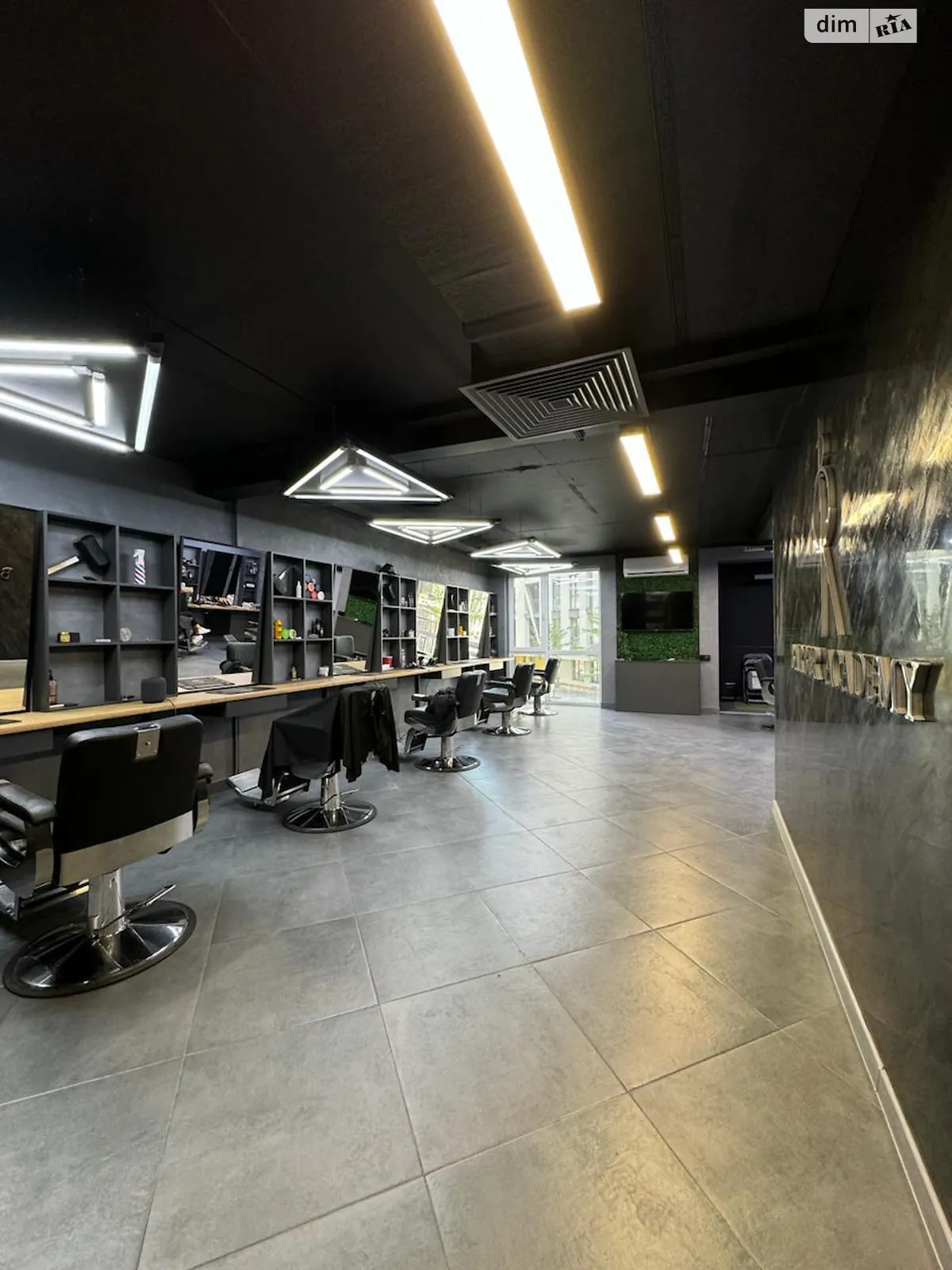 Продается помещения свободного назначения 134 кв. м в 14-этажном здании, цена: 194300 $ - фото 1