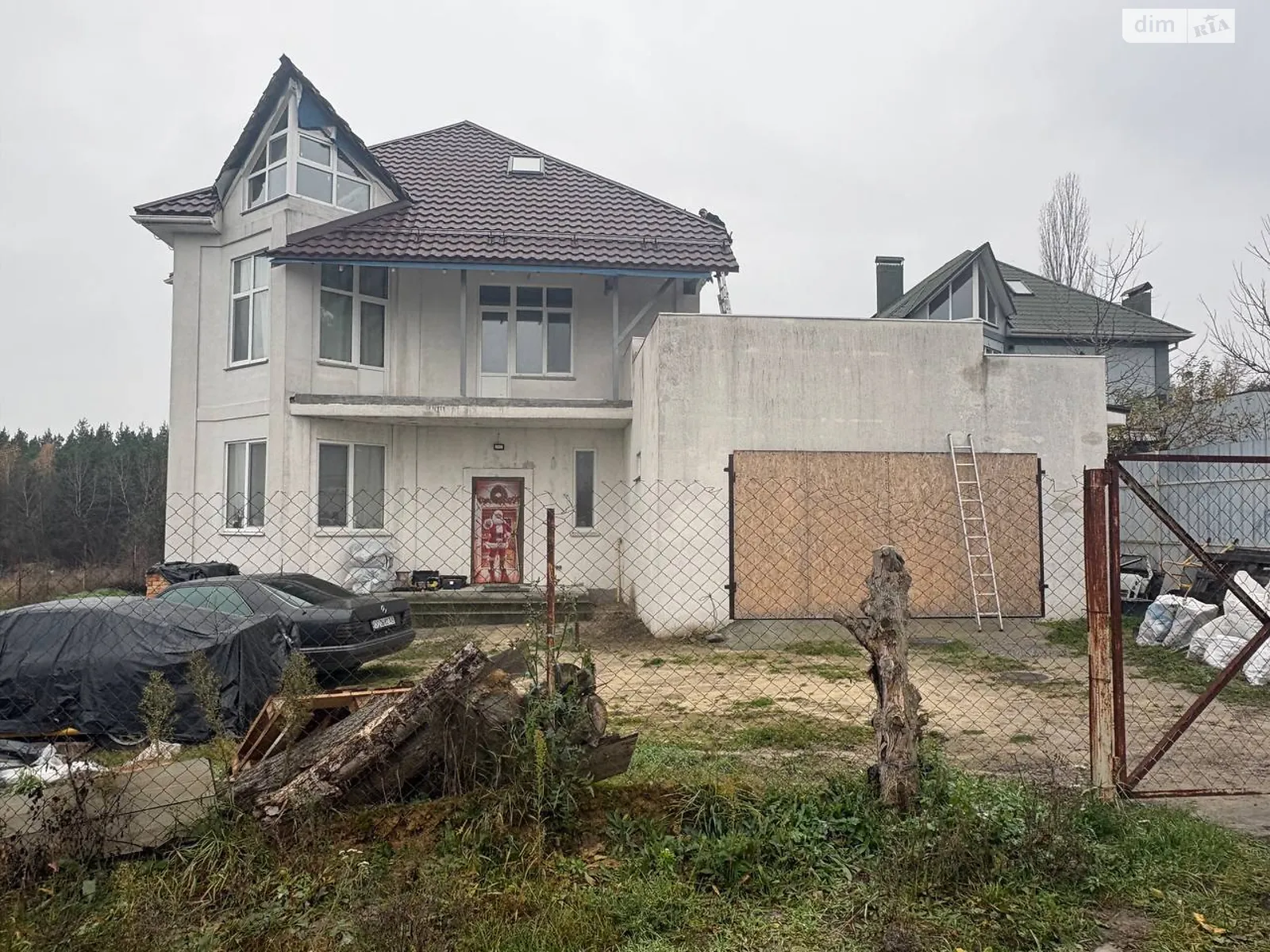 Продается дом на 2 этажа 281.1 кв. м с гаражом, цена: 290000 $ - фото 1