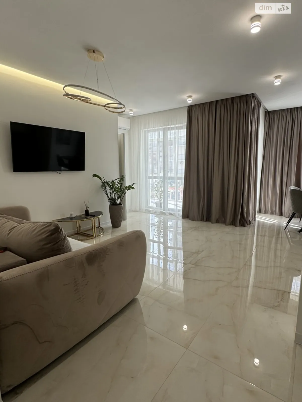 Сдается в аренду 1-комнатная квартира в Львове, ул. Шевченко Тараса, 19 - фото 1