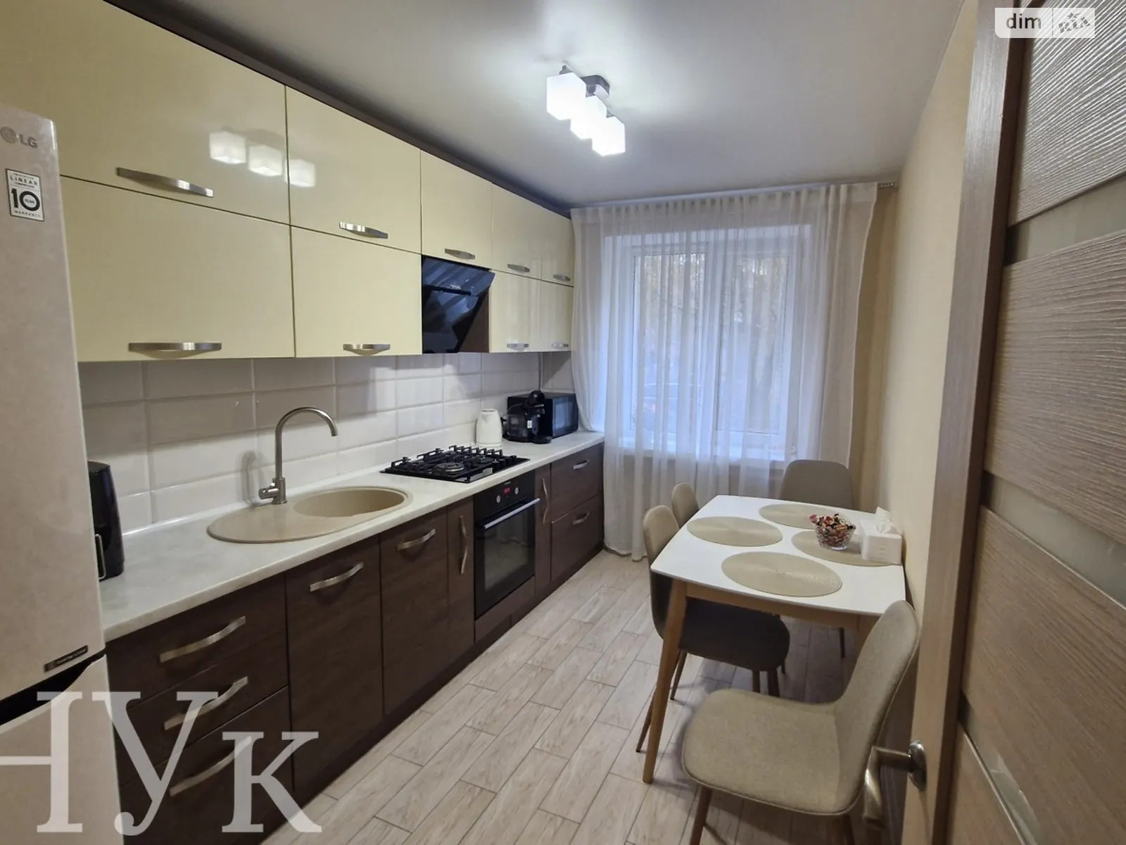 3-комнатная квартира 64.3 кв. м в, цена: 72000 $ - фото 1