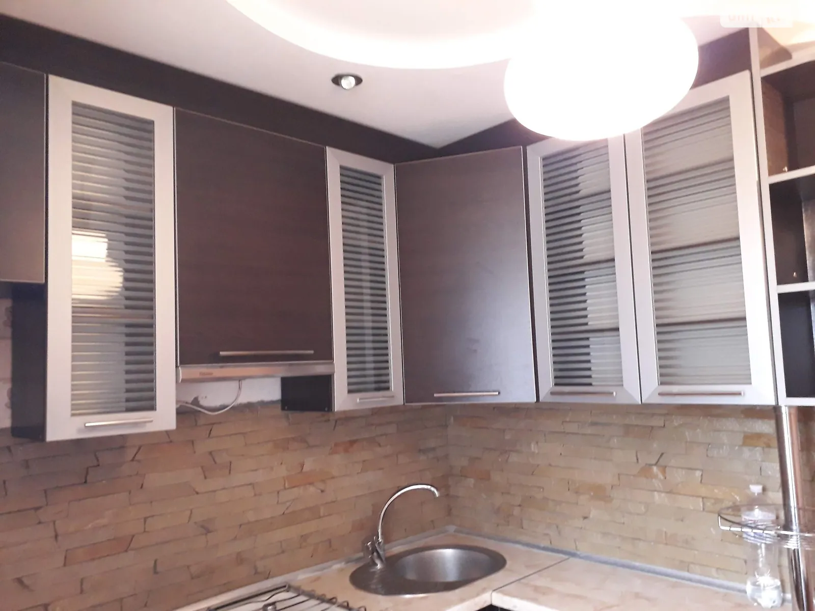 Сдается в аренду 1-комнатная квартира 35 кв. м в Виннице, ул. Константина Василенко - фото 1