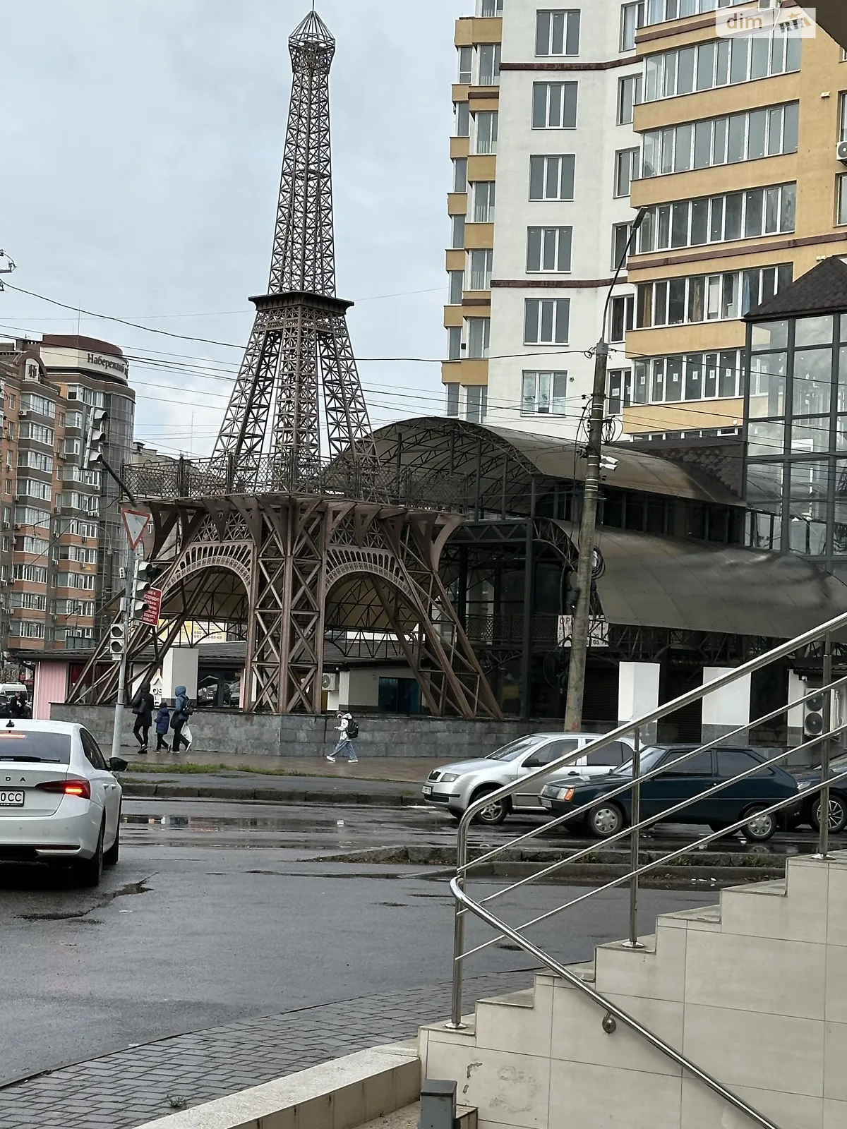 Сдается в аренду помещения свободного назначения 177.7 кв. м в 8-этажном здании, цена: 71080 грн - фото 1