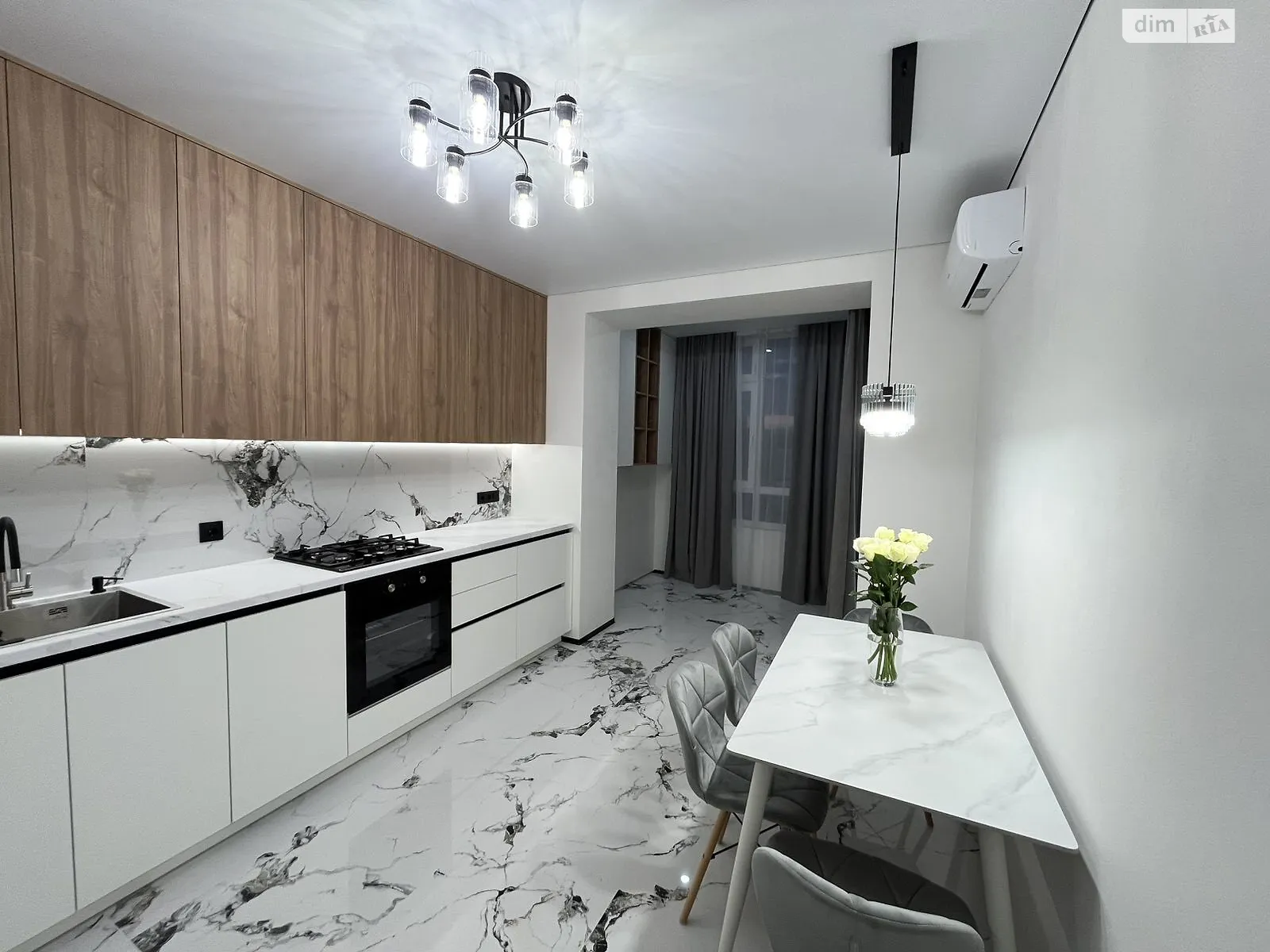 Продается 1-комнатная квартира 47 кв. м в Хмельницком, цена: 74500 $ - фото 1