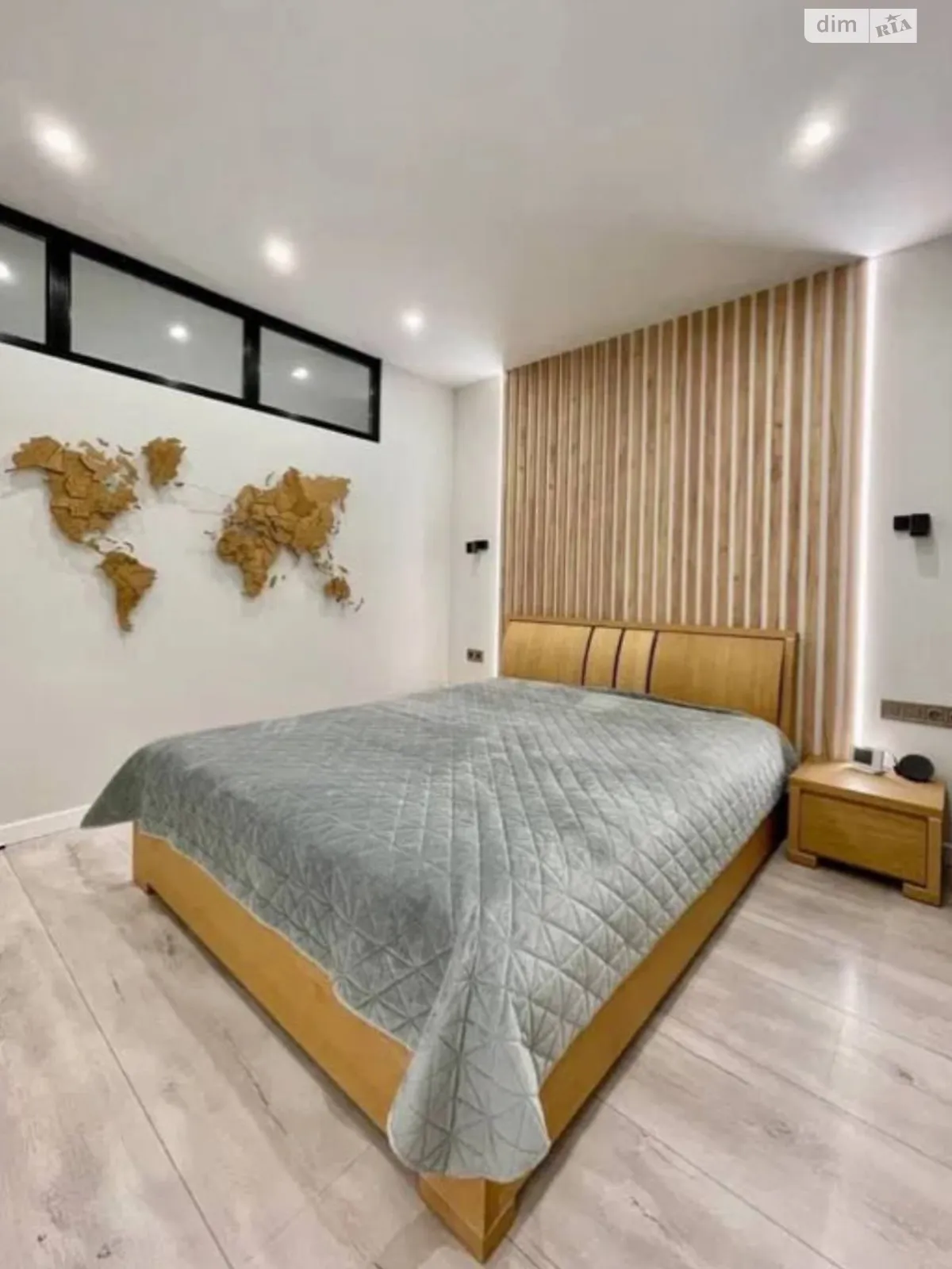 Продается 2-комнатная квартира 60 кв. м в Слобожанском, ул. Владимирская, 1 корпус 1 - фото 1