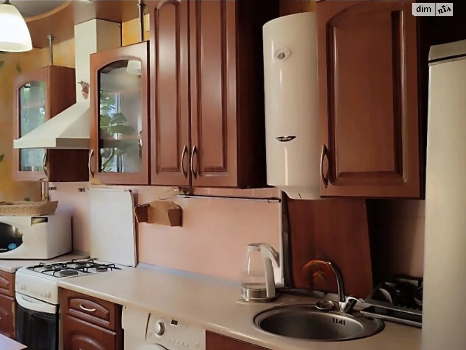 Здається в оренду 4-кімнатна квартира 60 кв. м у Одесі, просп. Небесної Сотні - фото 1