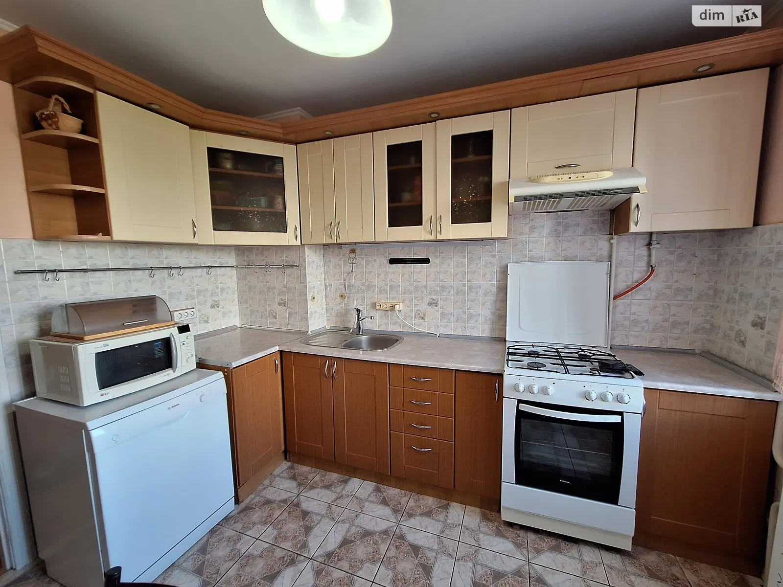 Продается 3-комнатная квартира 65 кв. м в Хмельницком, ул. Заречанская - фото 1