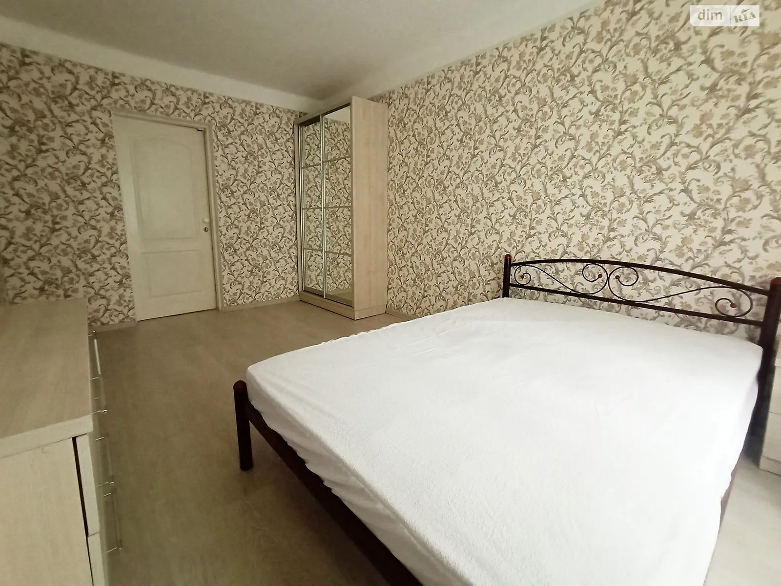 Сдается в аренду 2-комнатная квартира 4 кв. м в Киеве, ул. Строителей, 12 - фото 1