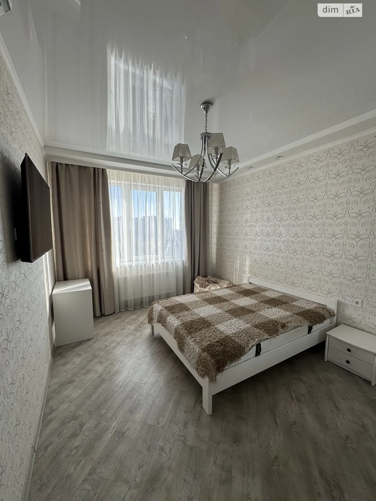 Продається 1-кімнатна квартира 42 кв. м у Одесі, вул. Середньофонтанська, 35 корпус 3 - фото 1