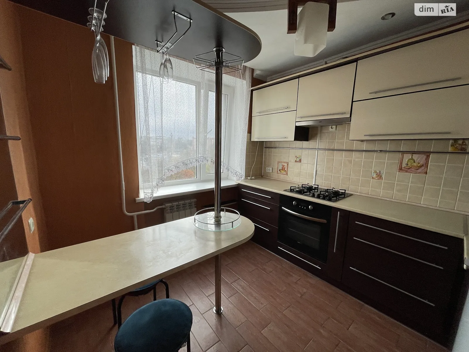 Сдается в аренду 1-комнатная квартира 40 кв. м в Хмельницком, ул. Ивана Пулюя(Хотовицкого) - фото 1