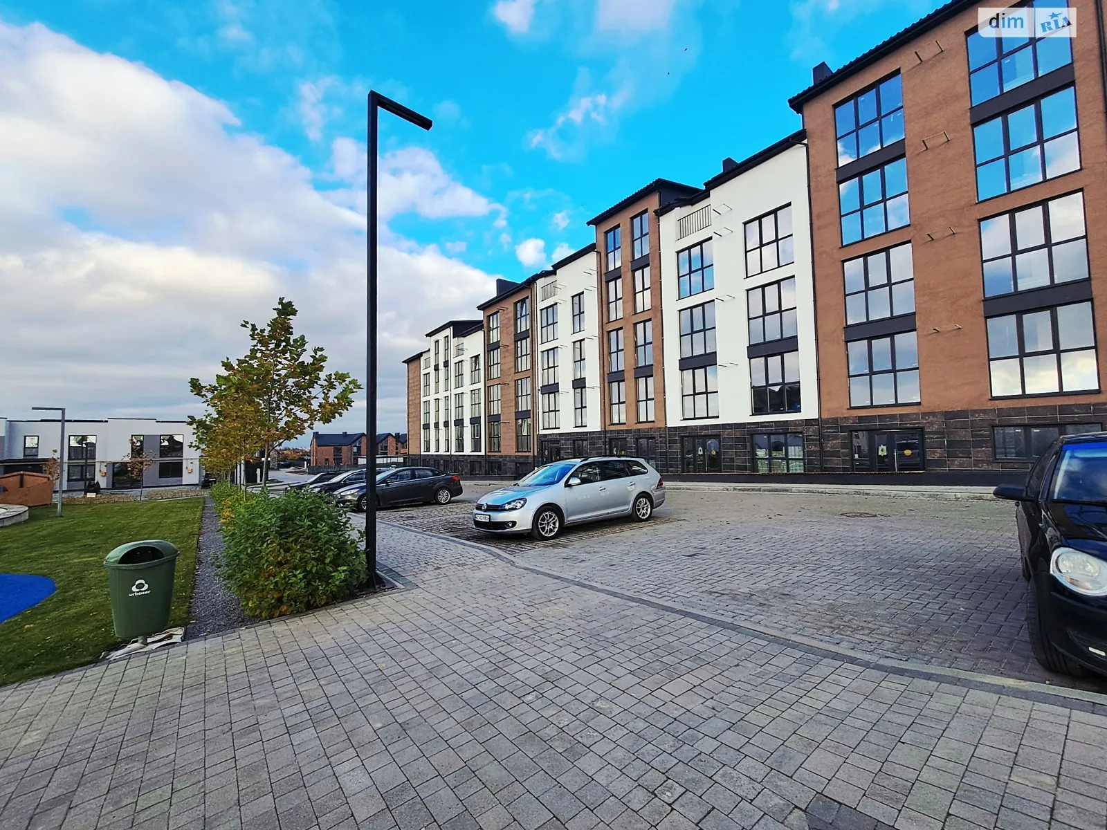 Продается 2-комнатная квартира 67.8 кв. м в Струмовке - фото 1