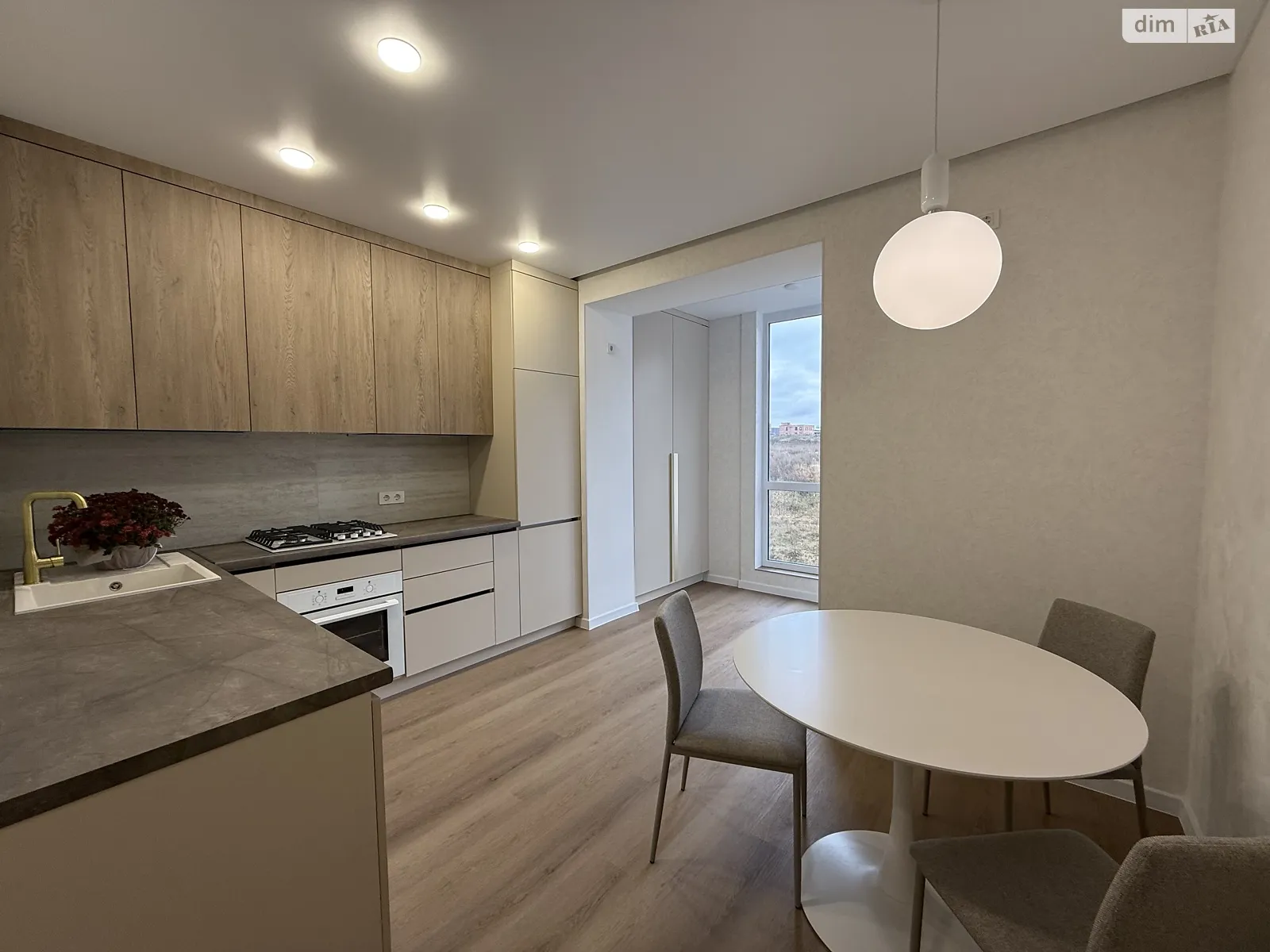 Продается 2-комнатная квартира 65.4 кв. м в Хмельницком, ул. Панаса Мирного, 16/4 - фото 1