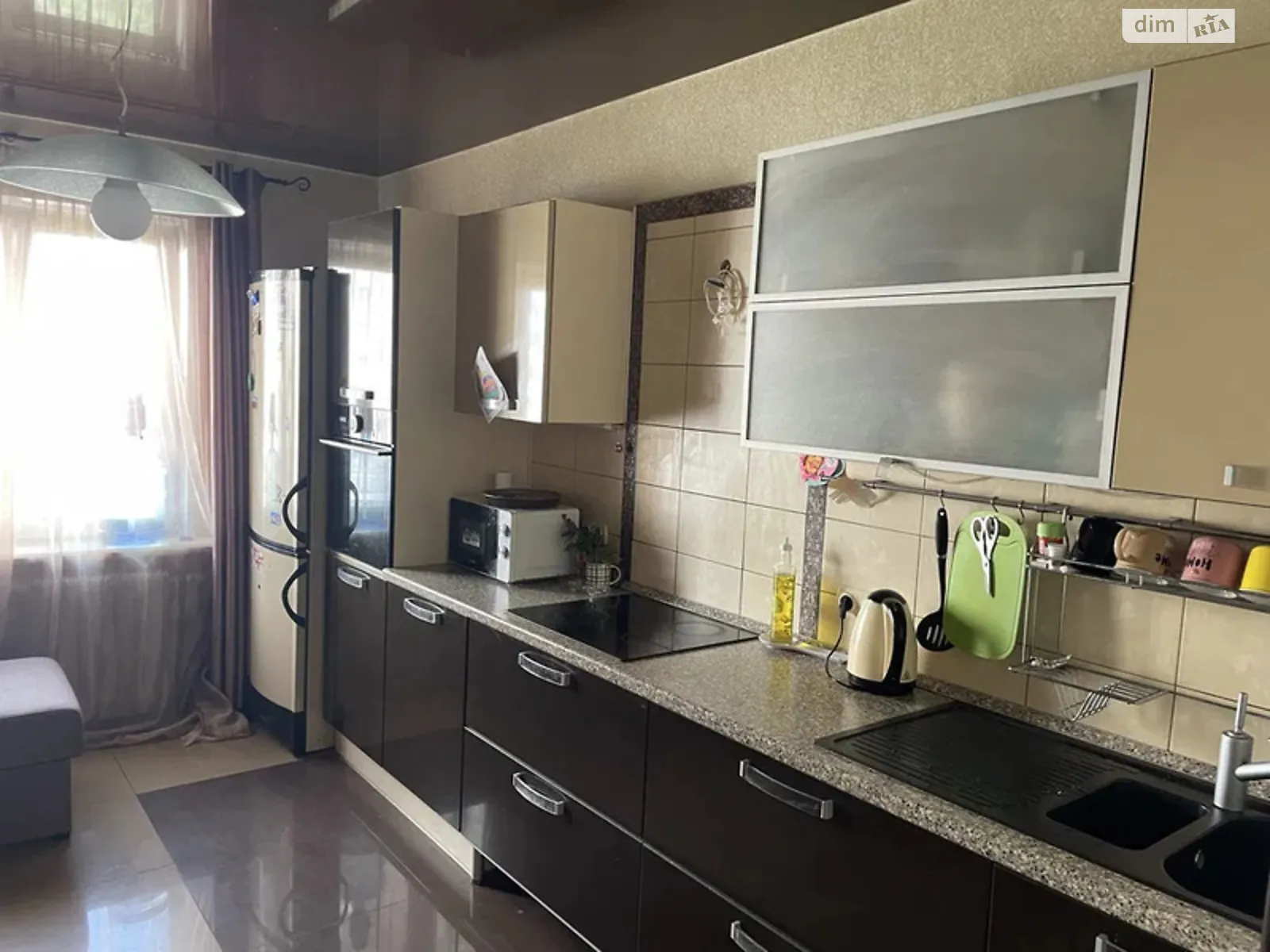 Продается 3-комнатная квартира 93 кв. м в Киеве, ул. Урловская, 36 - фото 1