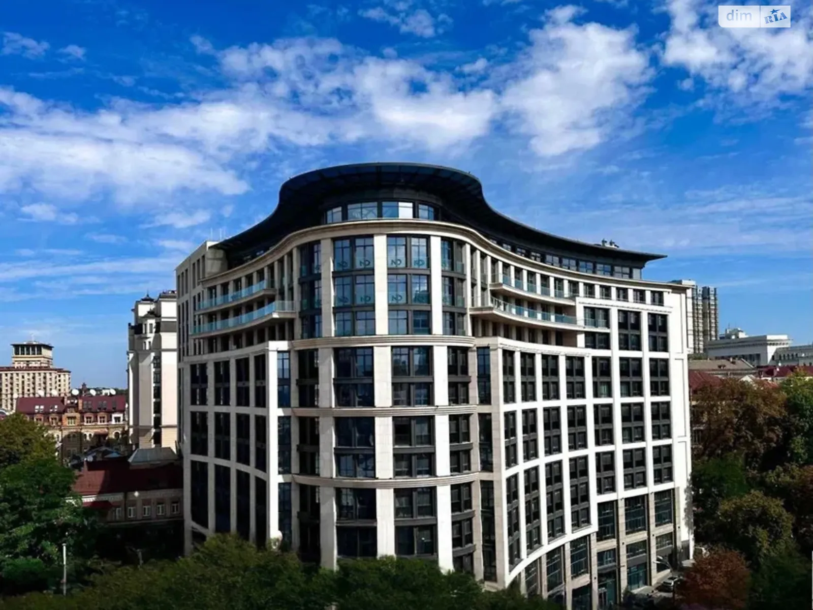 Продається 4-кімнатна квартира 192.6 кв. м у Києві, вул. Лютеранська, 14В - фото 1