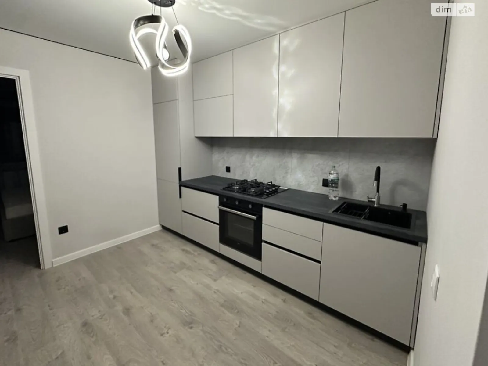 1-комнатная квартира 58 кв. м в Тернополе, ул. Киевская - фото 1