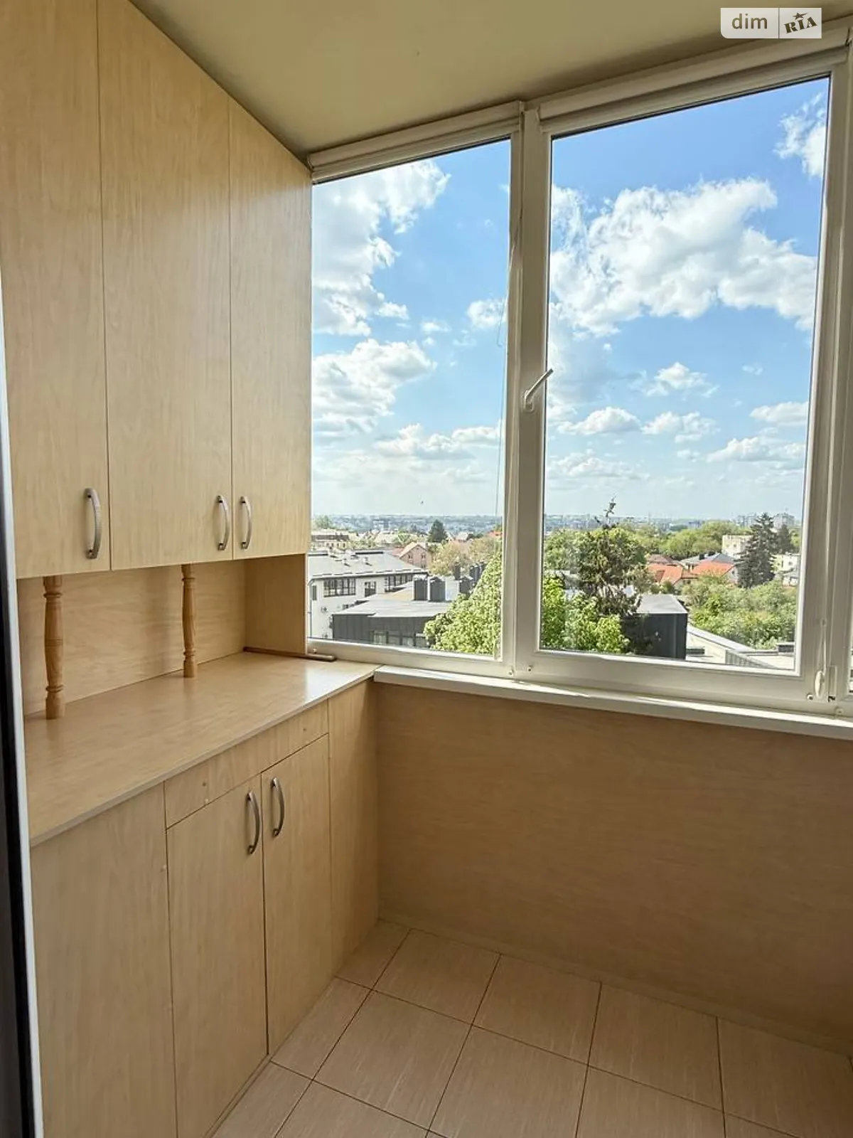 Сдается в аренду 1-комнатная квартира 42 кв. м в Ровно, ул. Савура Клима, 14А - фото 1