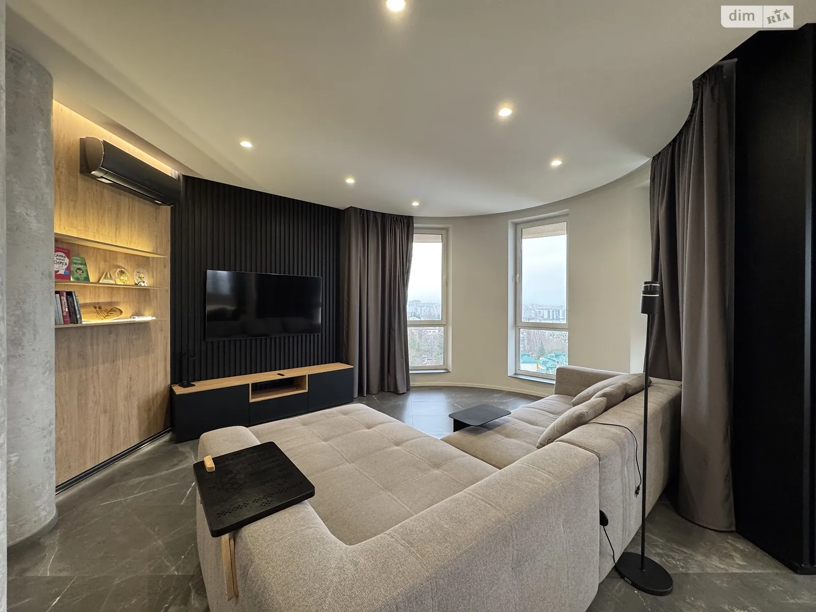 Здається в оренду 2-кімнатна квартира 110 кв. м у Вінниці, просп. Космонавтів, 49 - фото 1