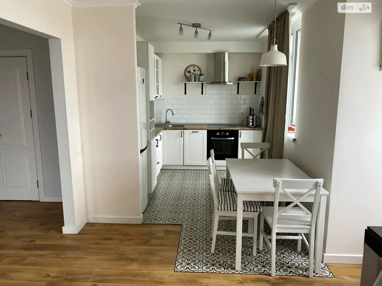 Продается 3-комнатная квартира 80 кв. м в Киеве, ул. Урловская, 23 - фото 1