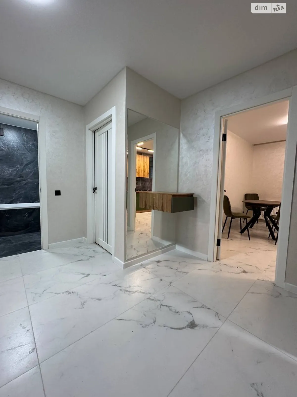 2-кімнатна квартира 75 кв. м у Тернополі, цена: 79500 $ - фото 1