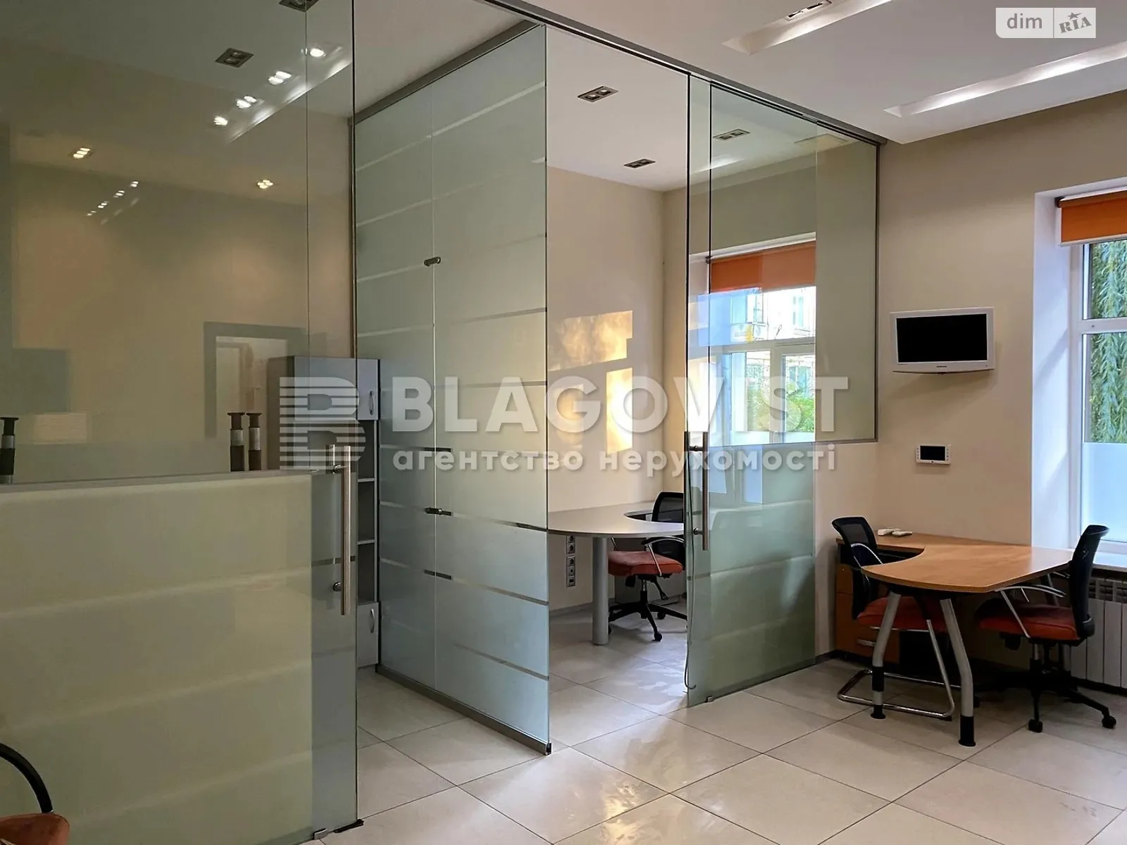 Продається 2-кімнатна квартира 43.6 кв. м у Києві, вул. Січових Стрільців(Артема), 5Г - фото 1