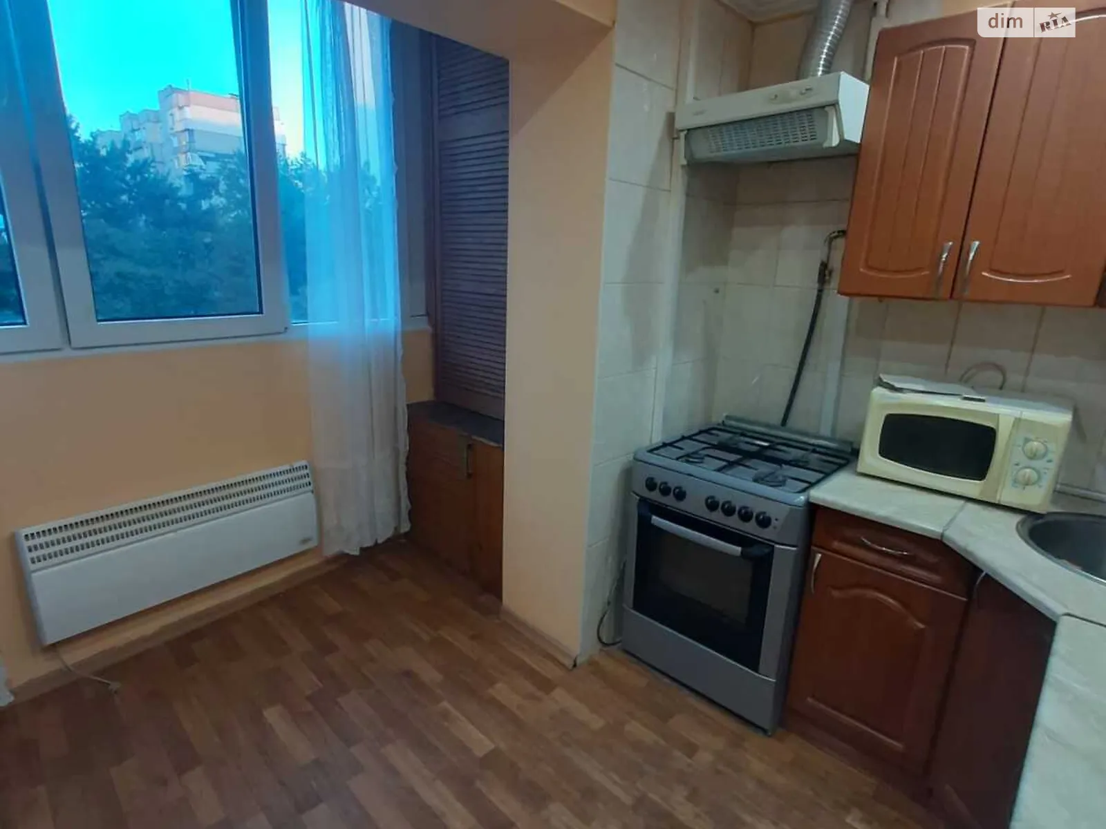 Сдается в аренду 1-комнатная квартира 29 кв. м в Киеве, просп. Николая Бажана, 7Г - фото 1