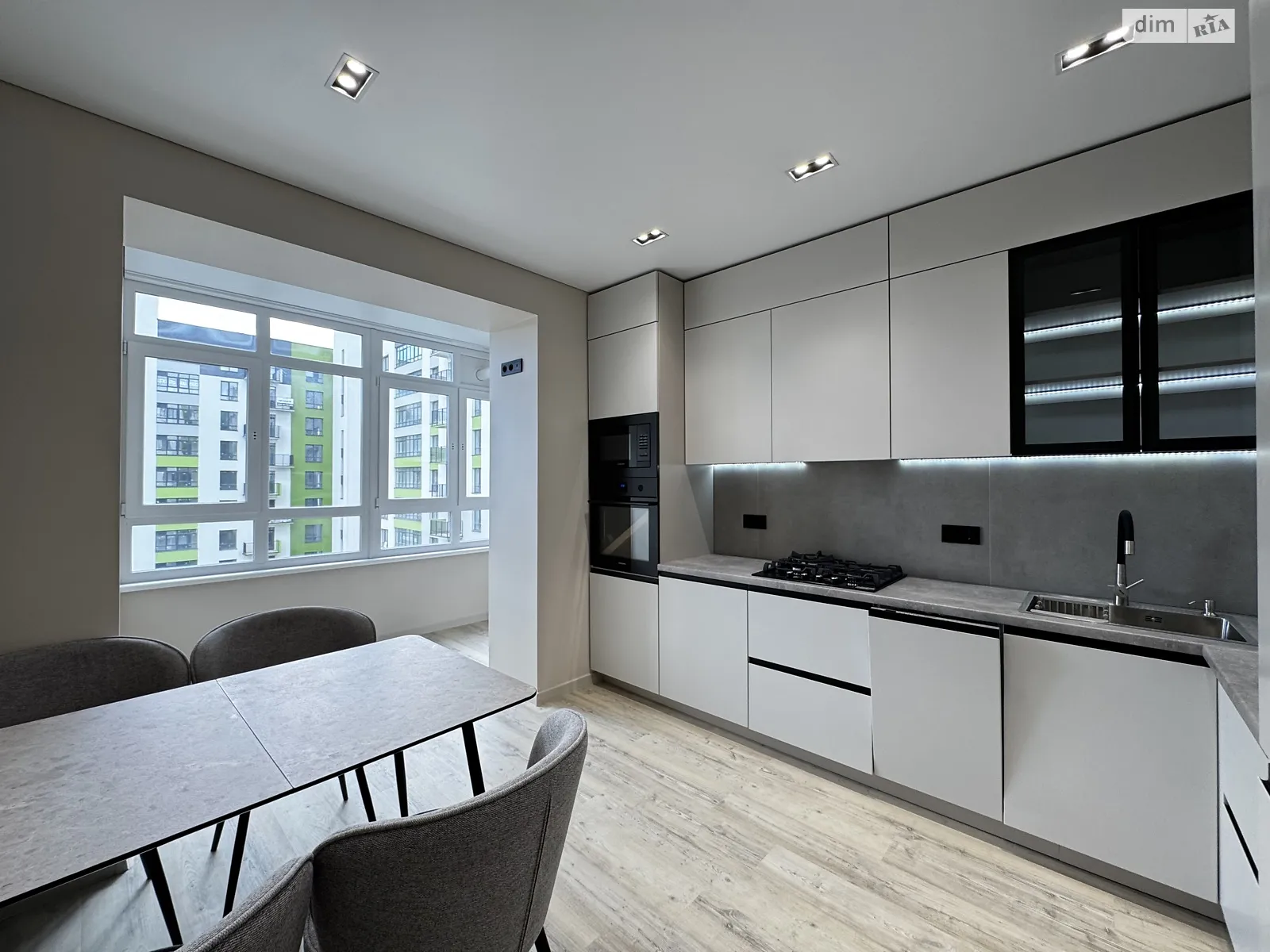 Продается 1-комнатная квартира 43 кв. м в Криховцах, ул. Приозерная - фото 1