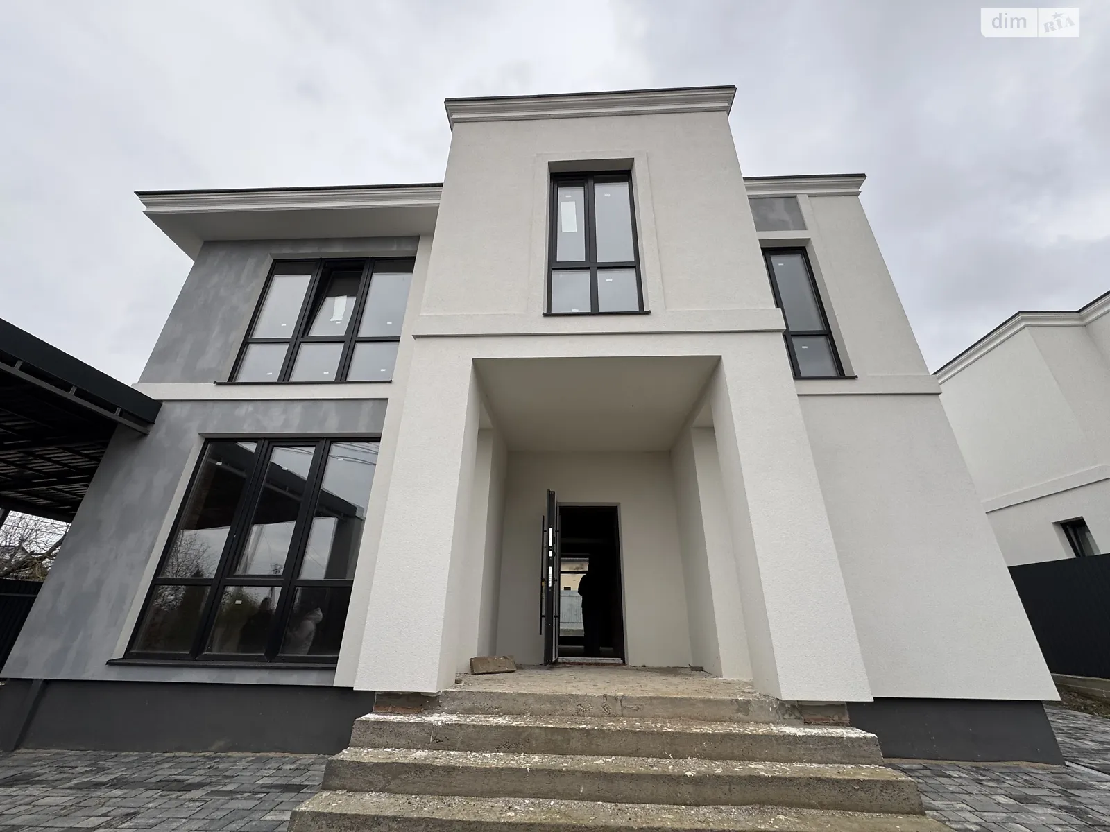 Продається будинок 2 поверховий 170 кв. м з подвалом, цена: 165000 $ - фото 1