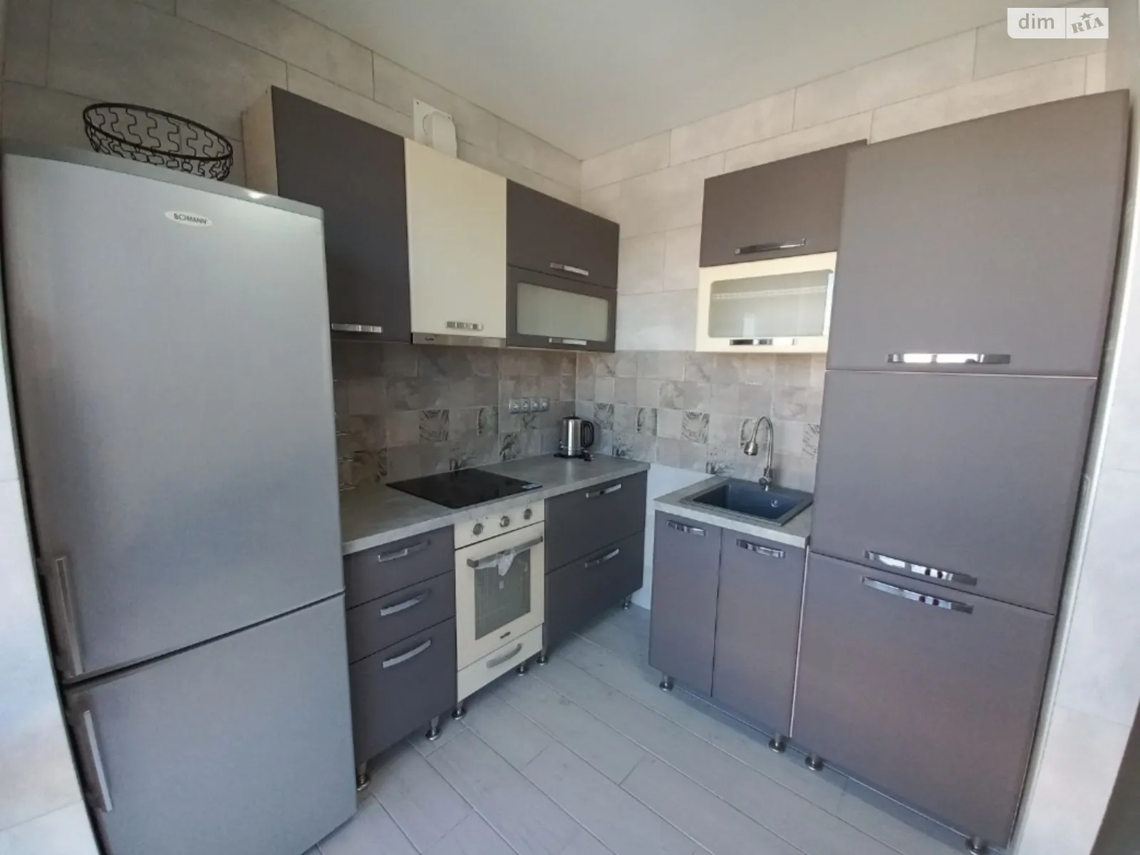 Продается 1-комнатная квартира 35 кв. м в Дубно, ул. Михаила Грушевского, 1 - фото 1