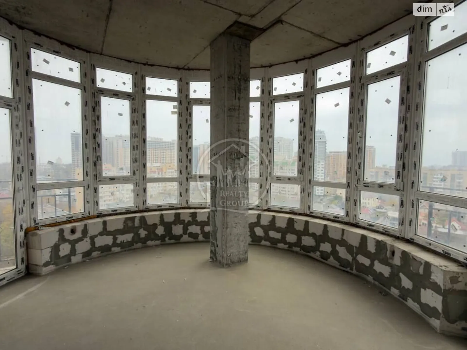 Продається 4-кімнатна квартира 145 кв. м у Одесі, вул. Сонячна, 4 - фото 1