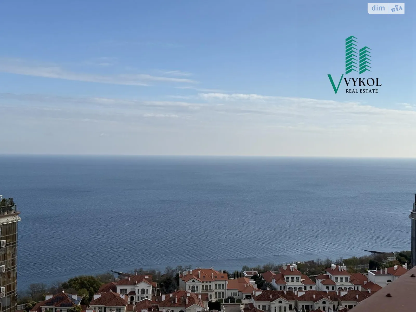 Продається 3-кімнатна квартира 195.55 кв. м у Одесі, бул. Французький, 60Б - фото 1