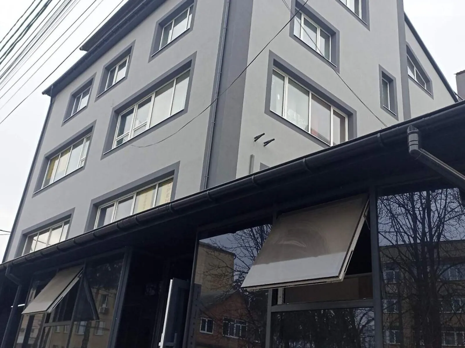 Сдается в аренду объект сферы услуг 400 кв. м в 5-этажном здании, цена: 80000 грн - фото 1