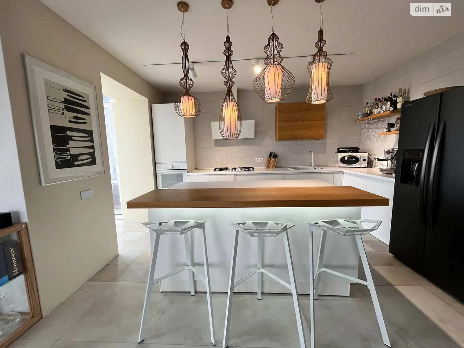 2-комнатная квартира 128.6 кв. м в Луцке, ул. Спутника, 4А - фото 1