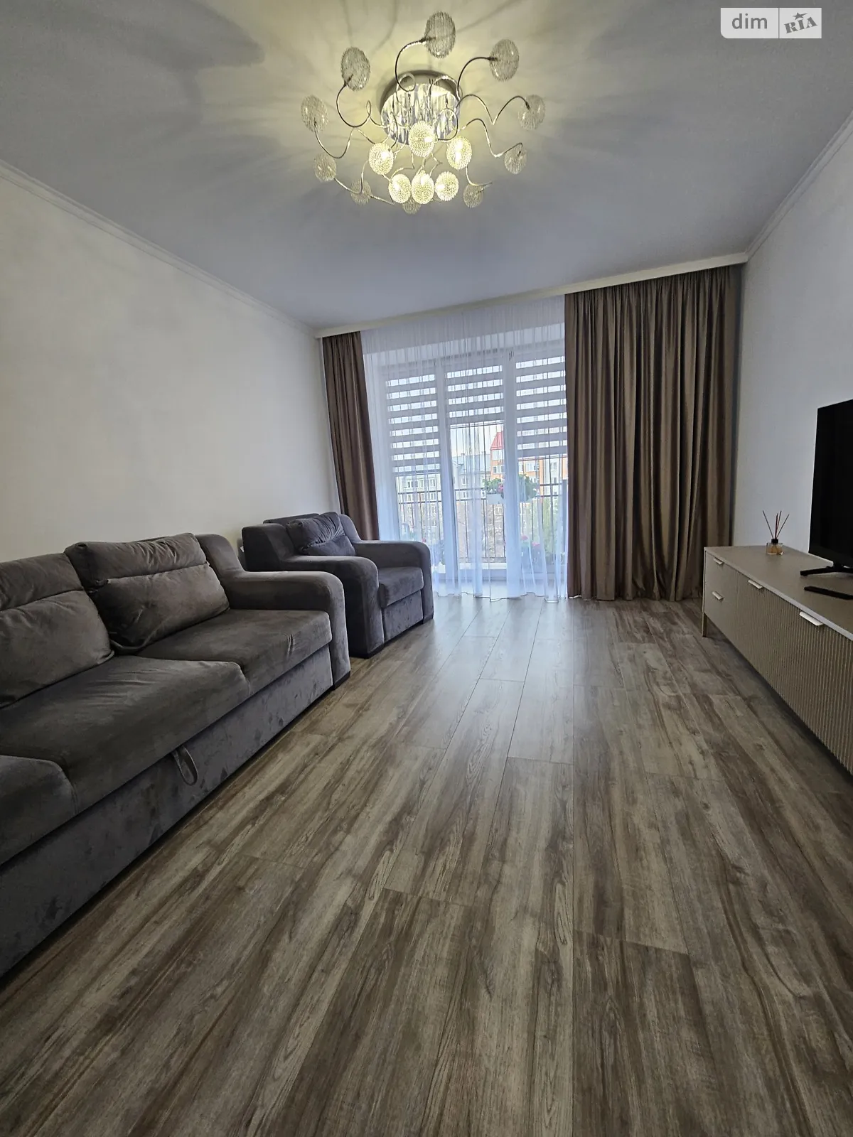 3-комнатная квартира 84.4 кв. м в Тернополе, ул. Крушельницкой Соломии, 55 - фото 1