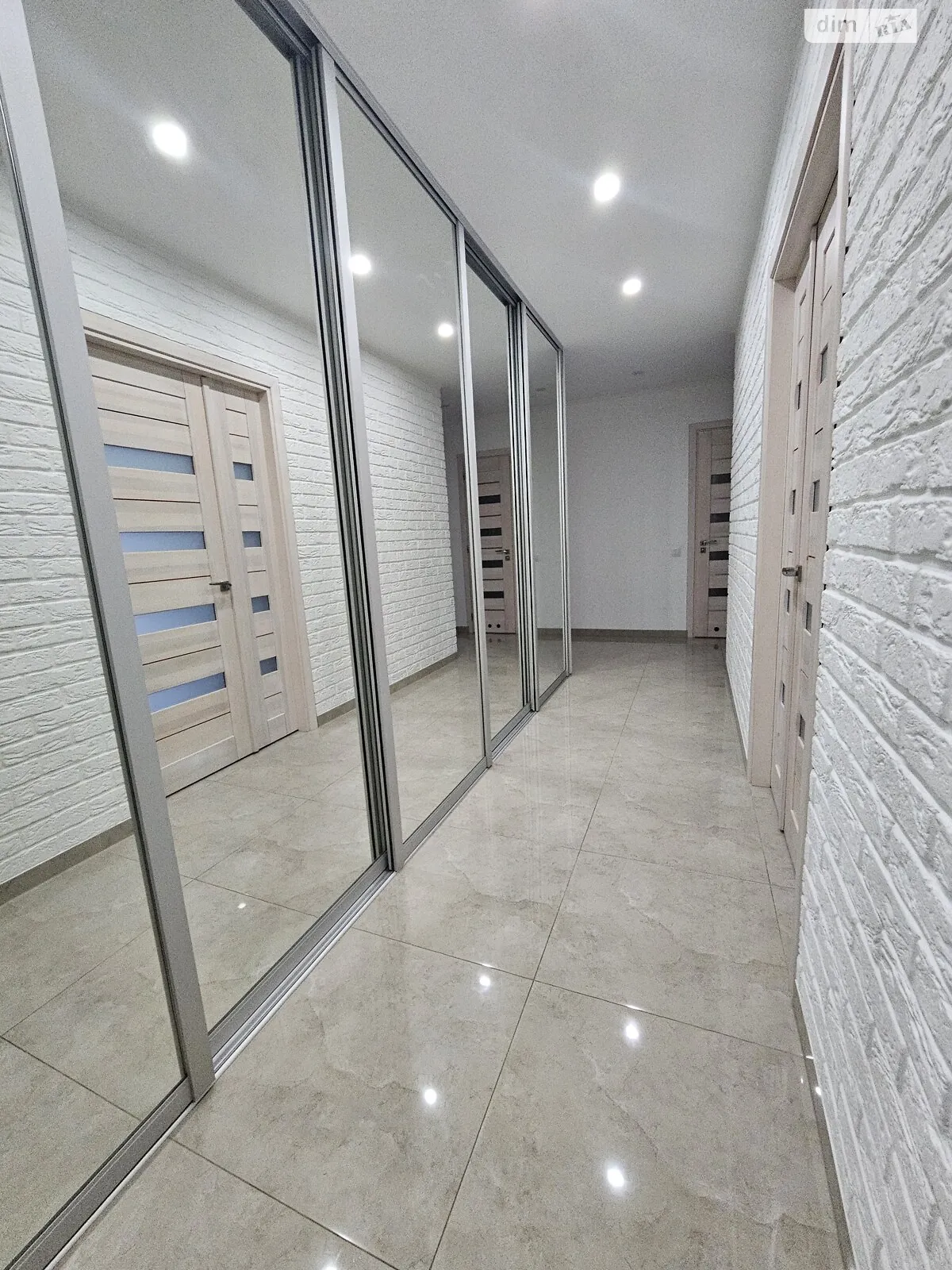 3-комнатная квартира 84.4 кв. м в Тернополе, цена: 115000 $ - фото 1