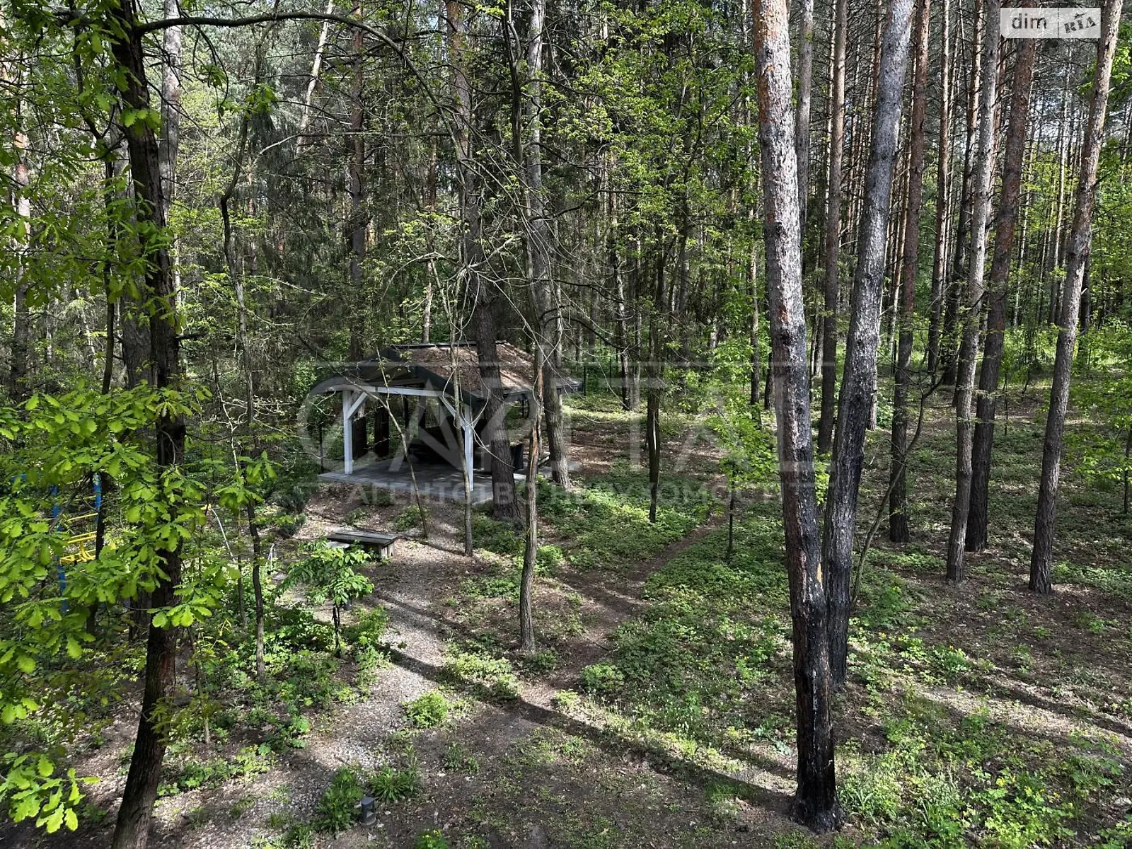 Сдается в аренду дом на 2 этажа 215 кв. м с мебелью, цена: 6000 $ - фото 1